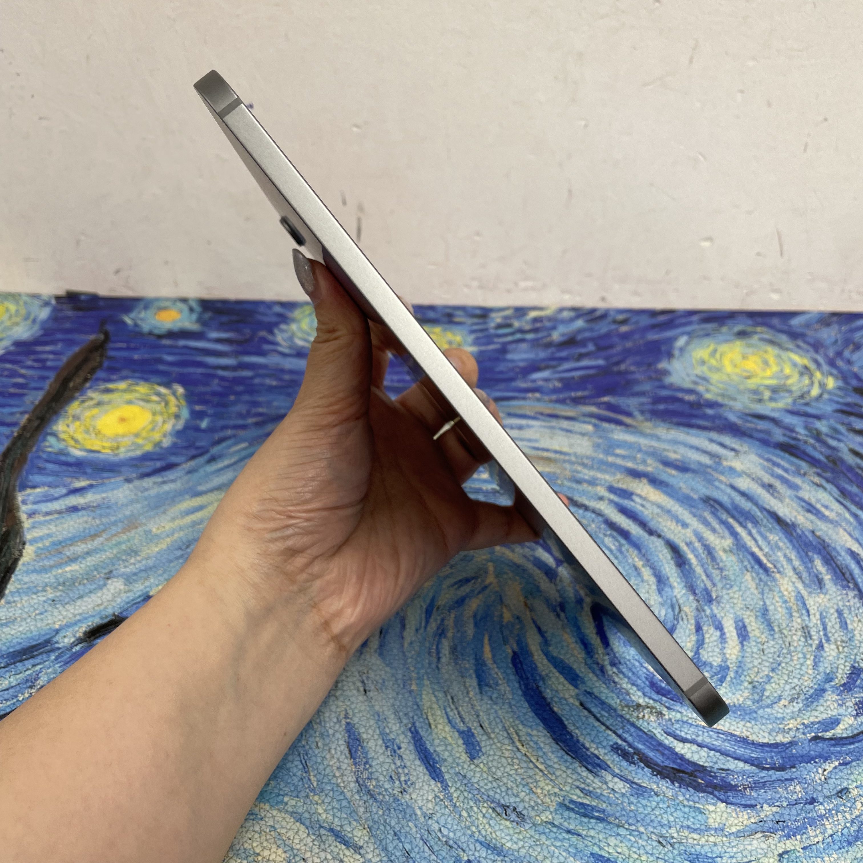 *7164 iPad mini 7 未使用品 128GB 5G版 灰色 gray