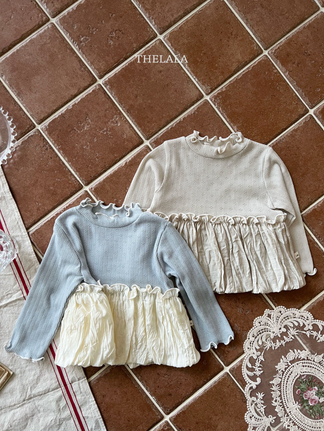 🌸預訂 韓國直送🌸🇰🇷THELALA兩色皺褶裙擺長袖上衣