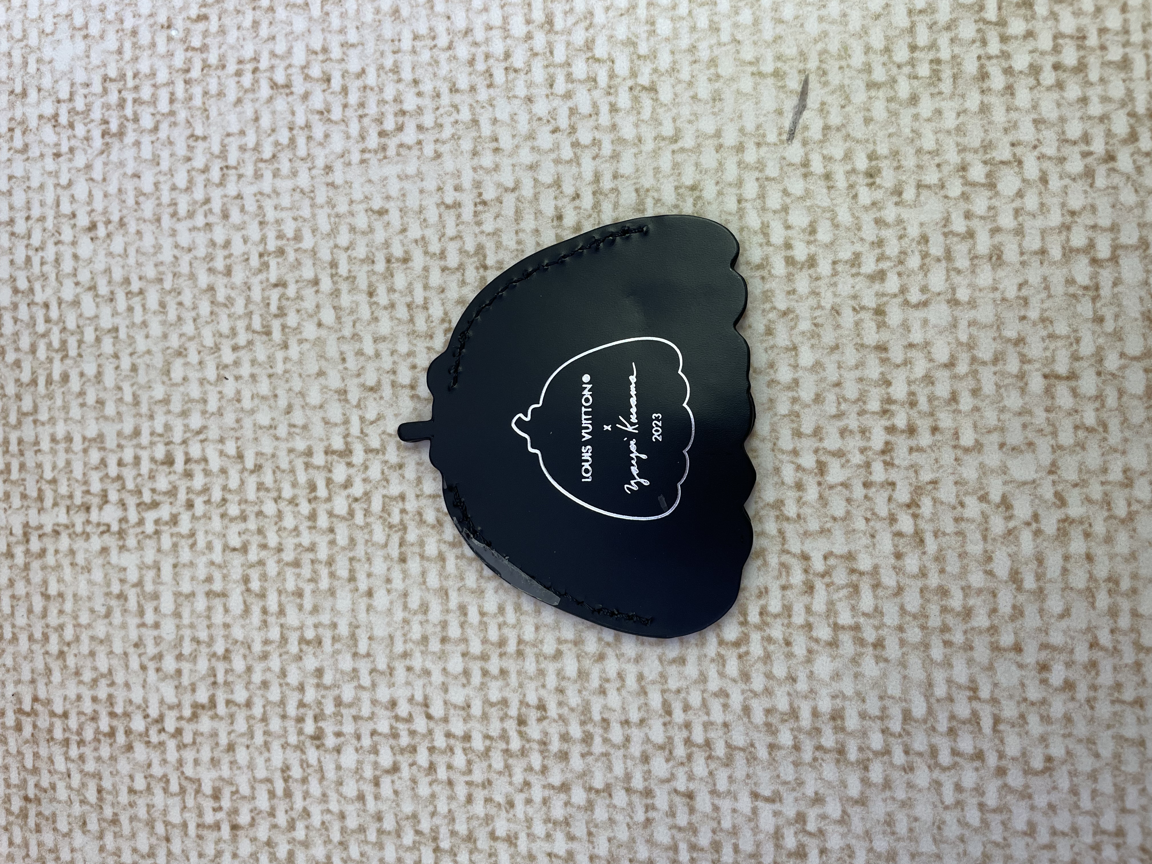 Pre-owned Louis Vuitton x Yayoi Kusama tote bag/ Product Code: 26031001