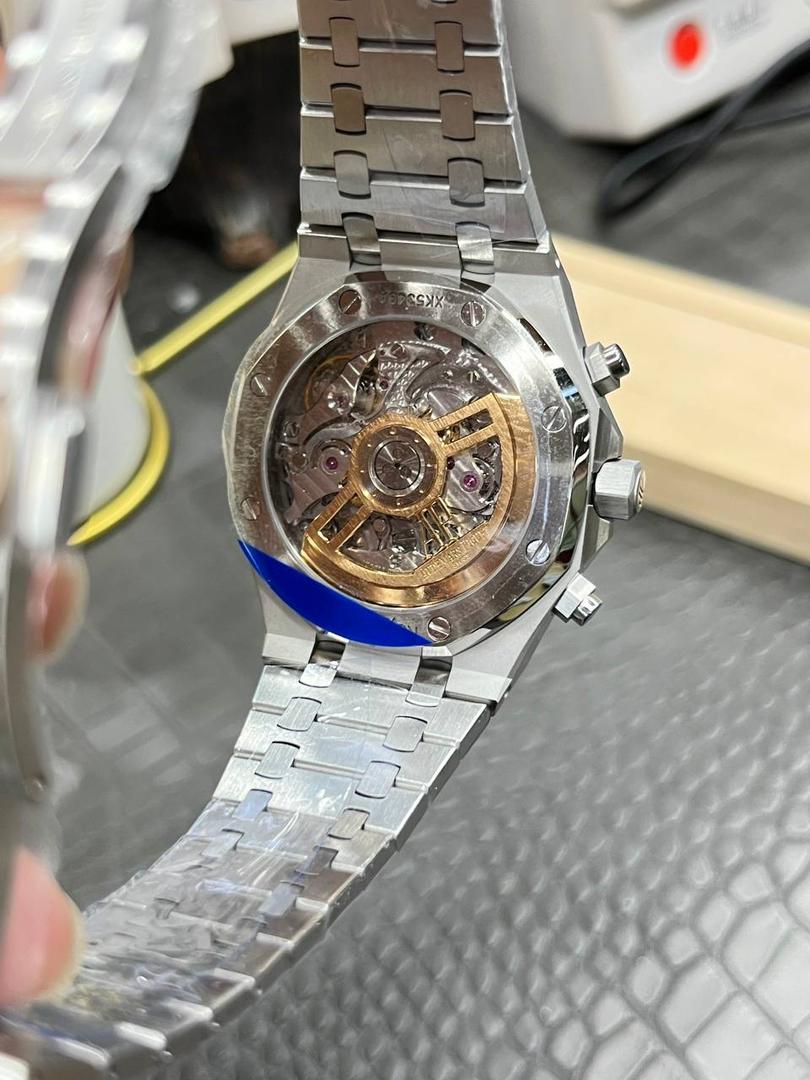 🚀爱彼皇家家橡树26240飞返计时全功能系列/41mm白钢绿面/ 搭载原装开模定制Cal.4401全自动一体机械💯