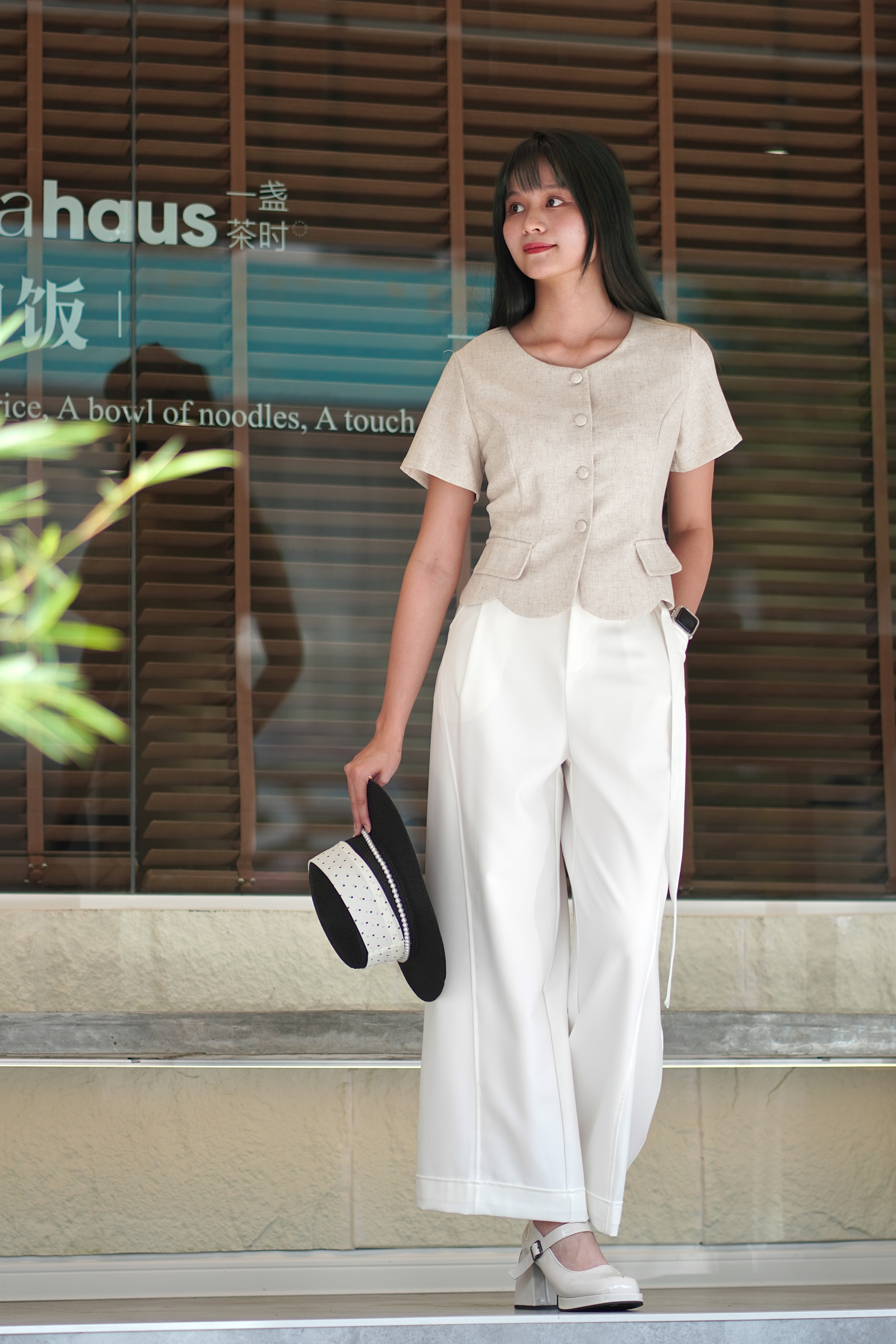 30575 Serene Linen Sculpt Top