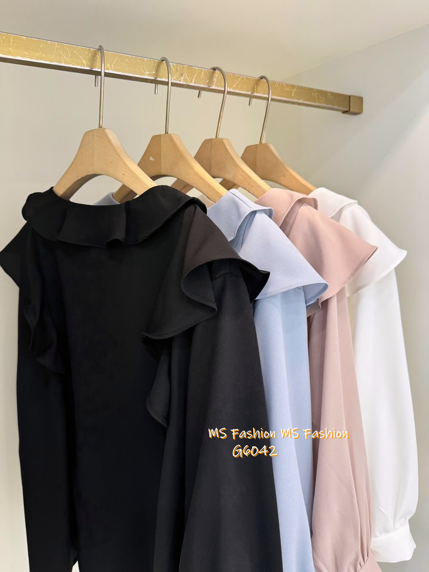 G6042 韓國🇰🇷靚料V領ruffle top