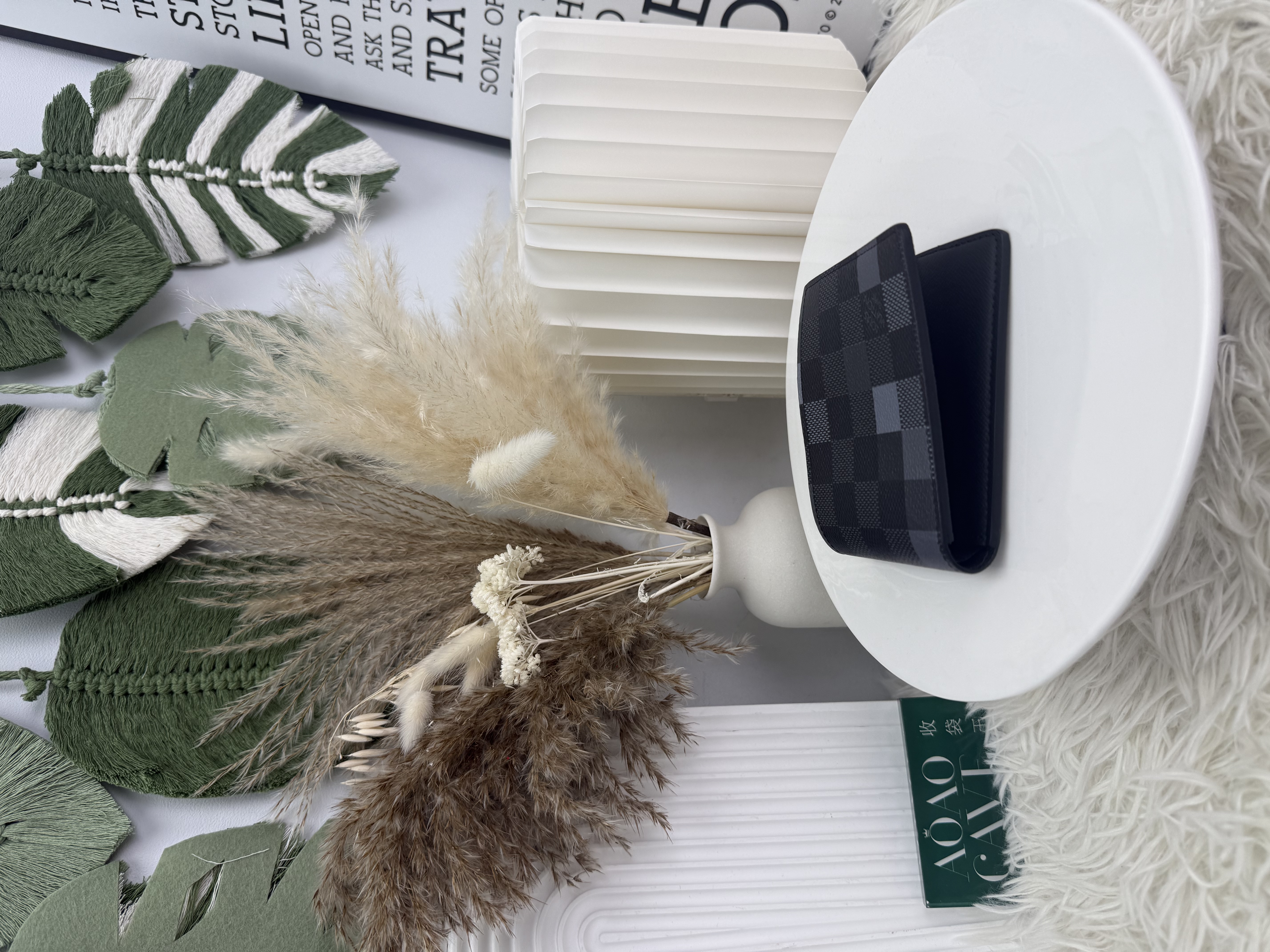 Lv🖤閑置品💫黑藍棋盤格短銀包🩶有塵袋