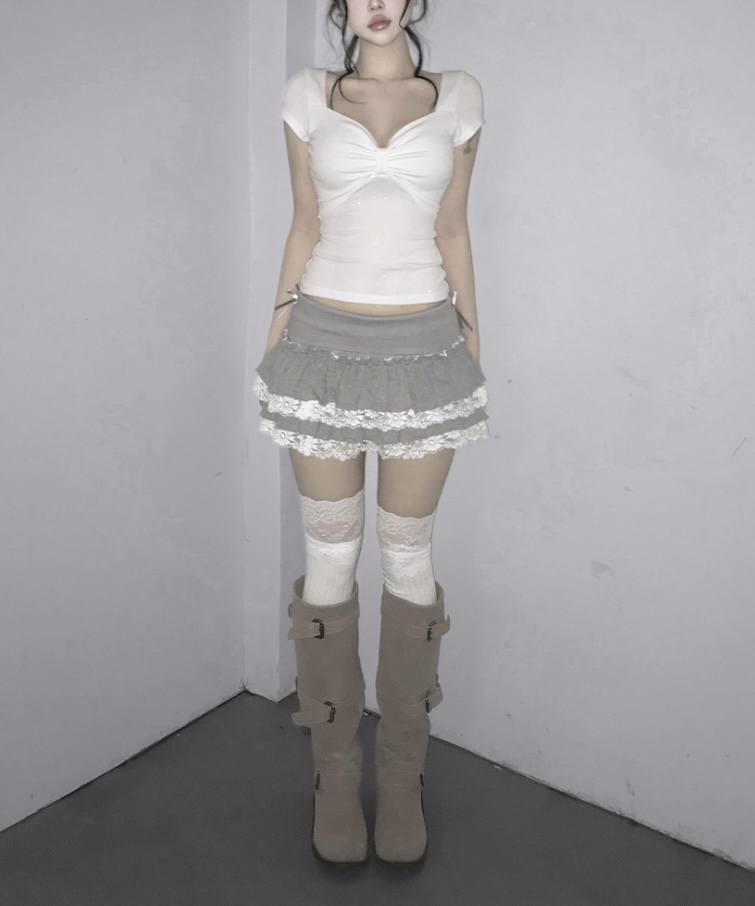 Ribbed Waist Ruffled Mini Skirt