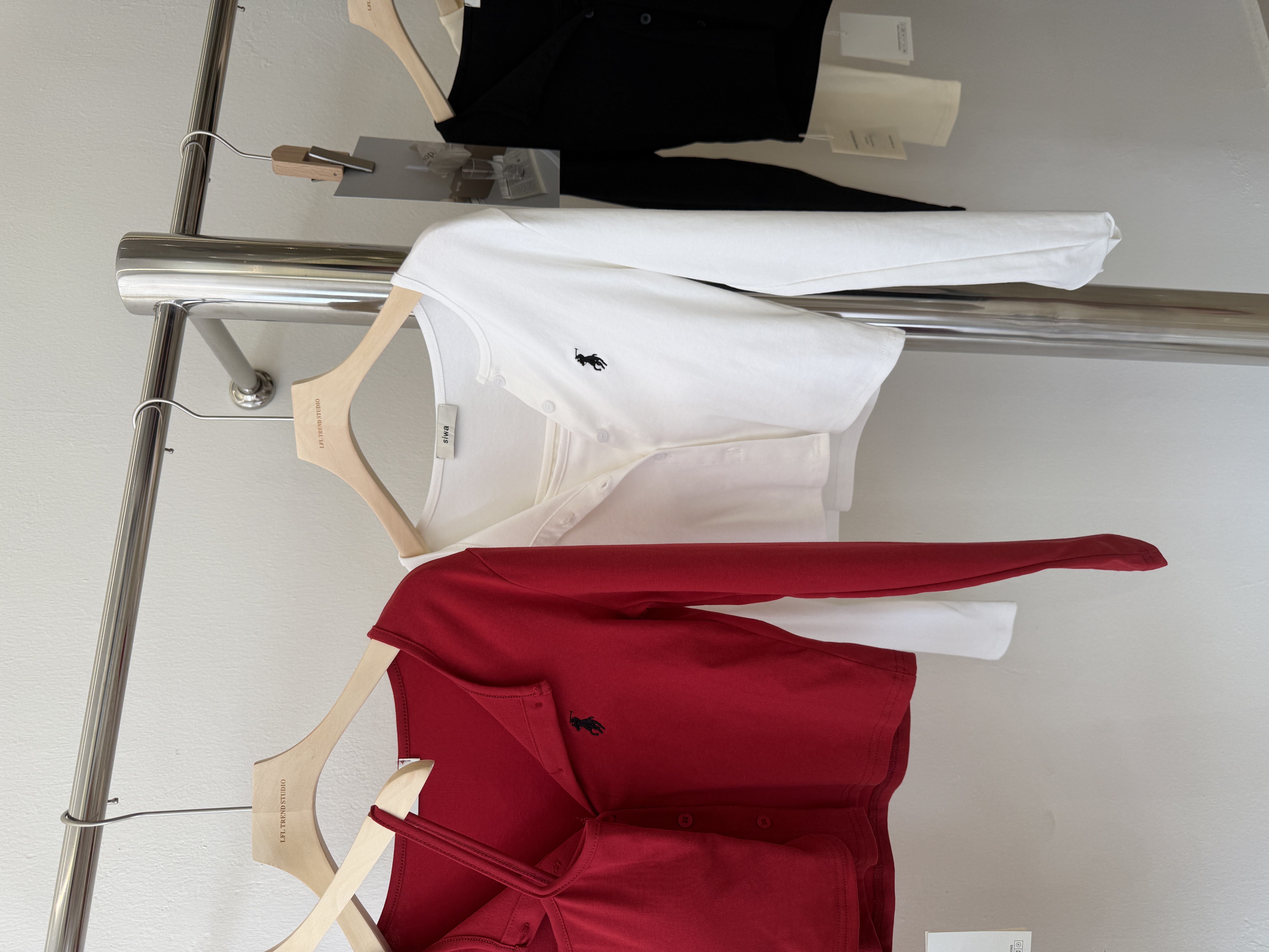 6570 爆款小马刺绣两件套