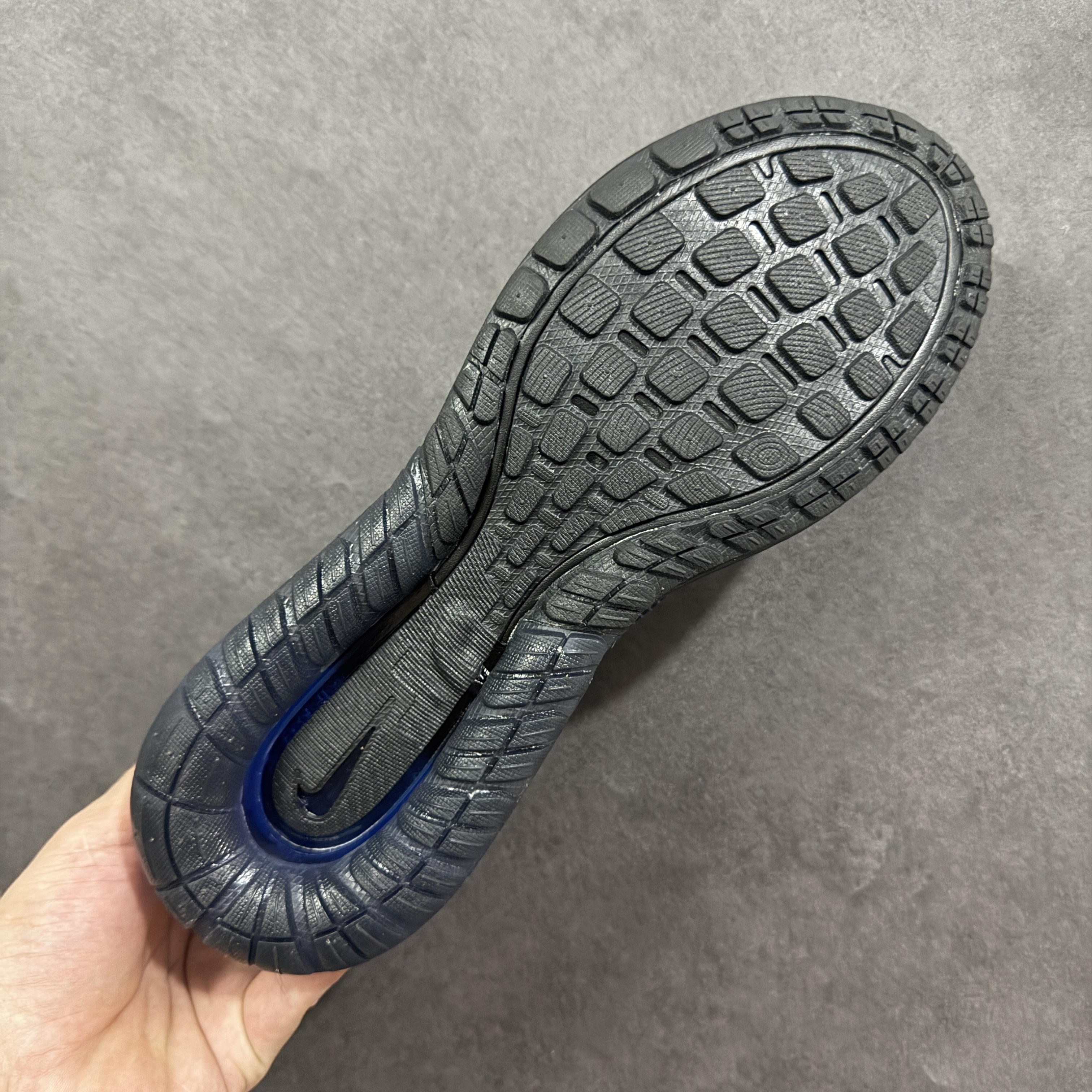 Nike Air Max Phoenix IH3571-001