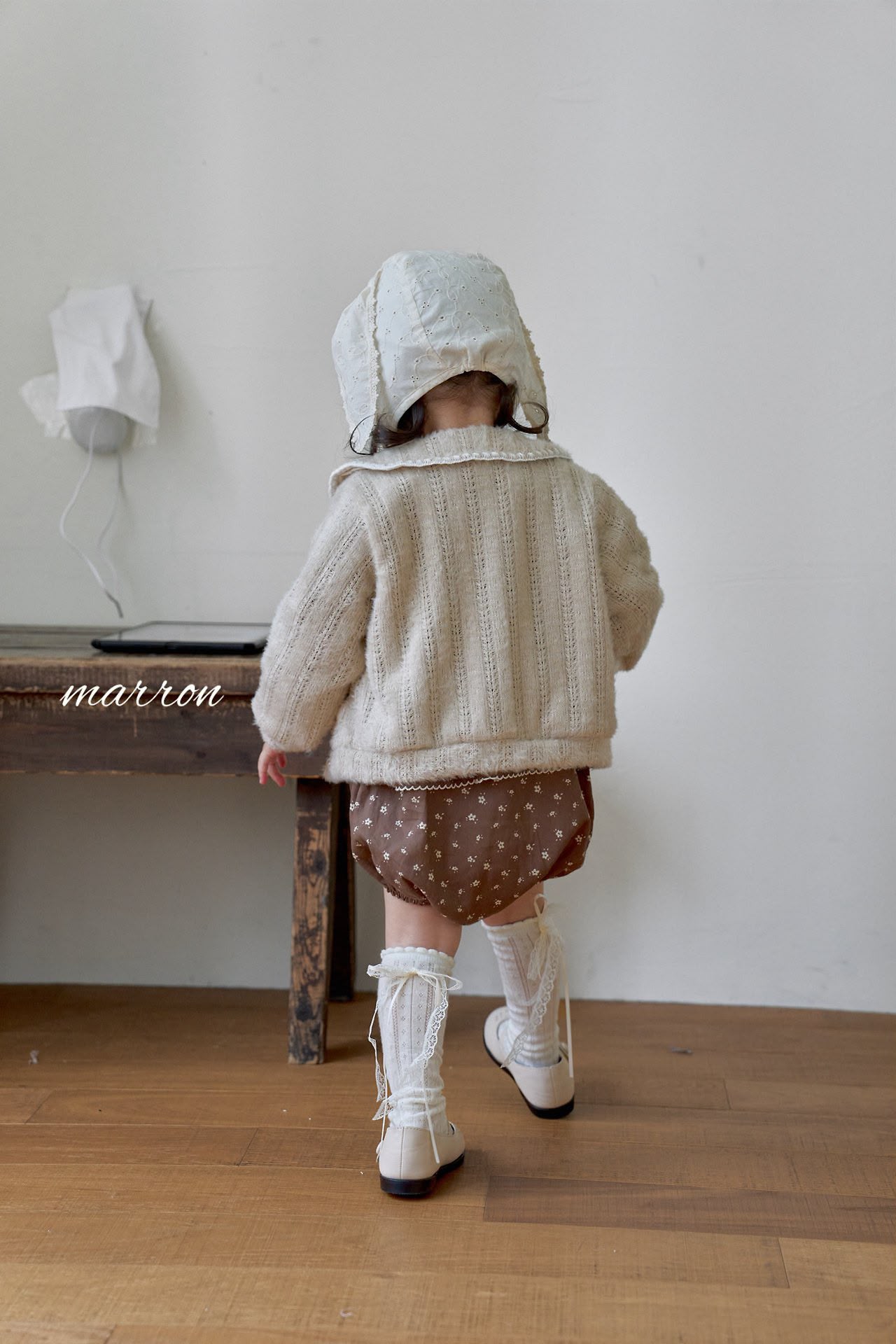 AW6090 Outer