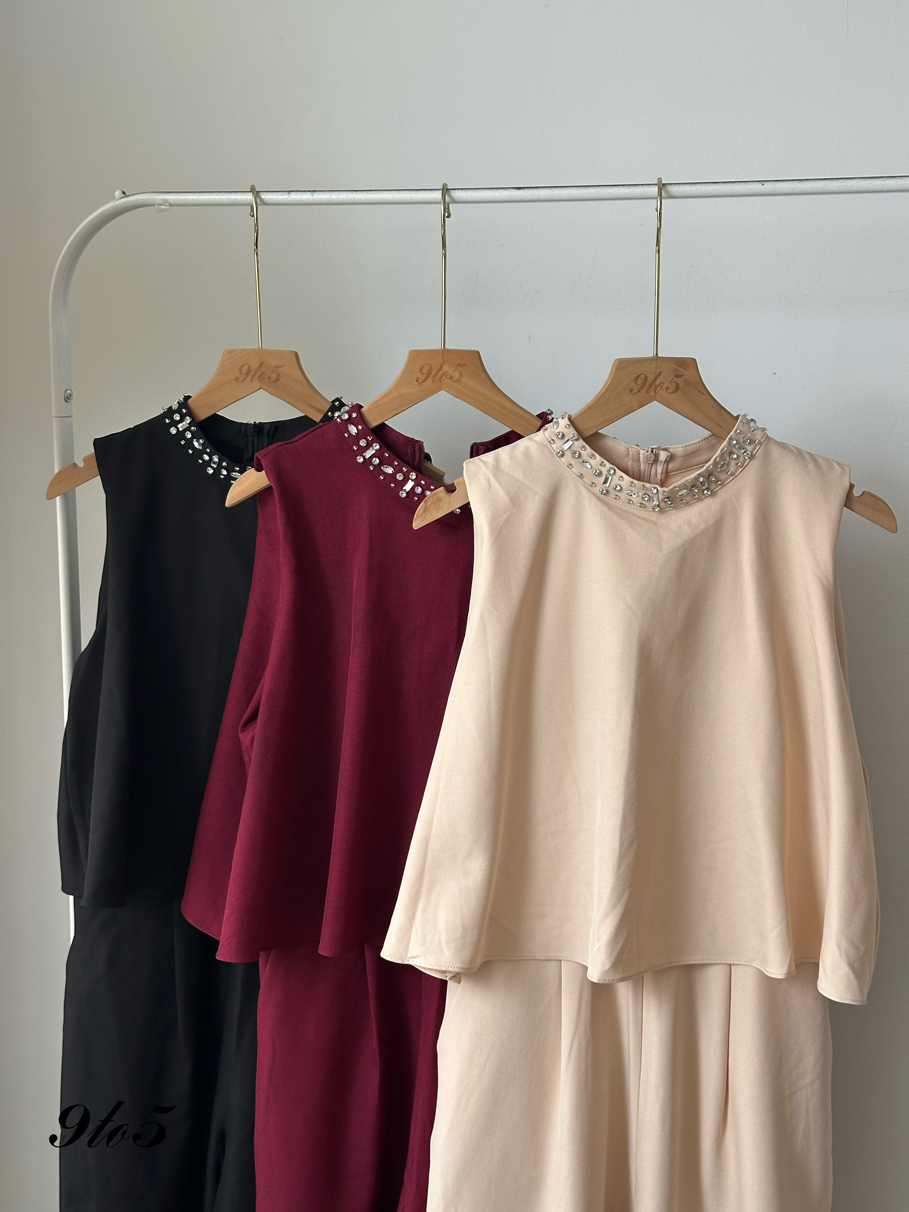 D2335 Fake Two-Piece Jumpsuit - 4 Colors 