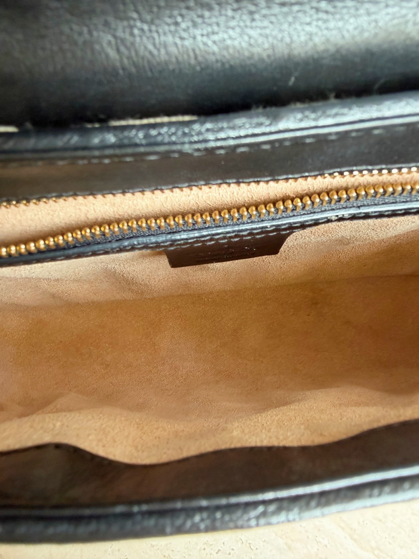 【預訂貨品】Gucci GG+Marmont老花帆布斜孭袋