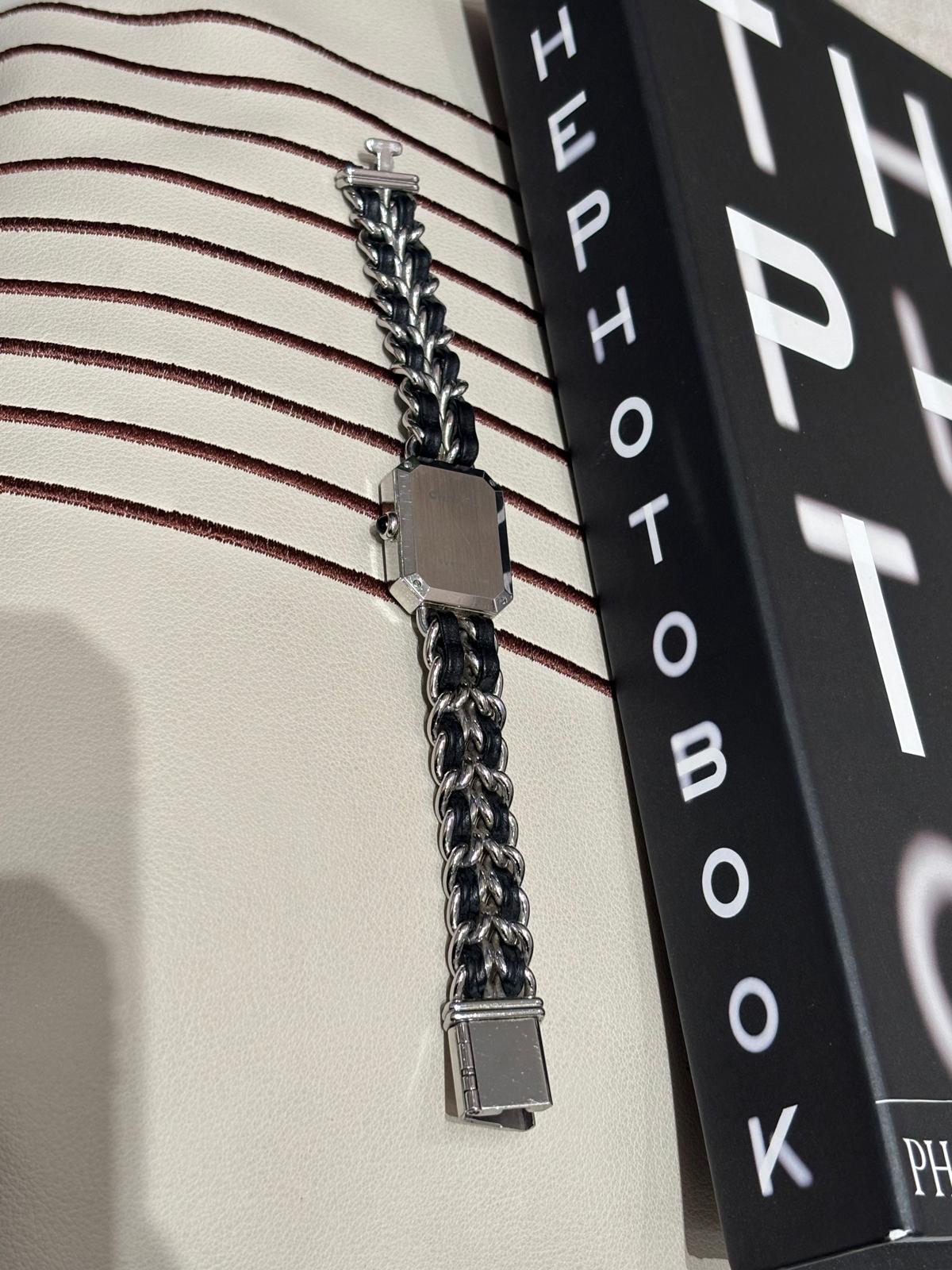 Chanel Première Iconic Chain Quartz Watch H0451 S size  100%Authentic, 95%New ✅證書