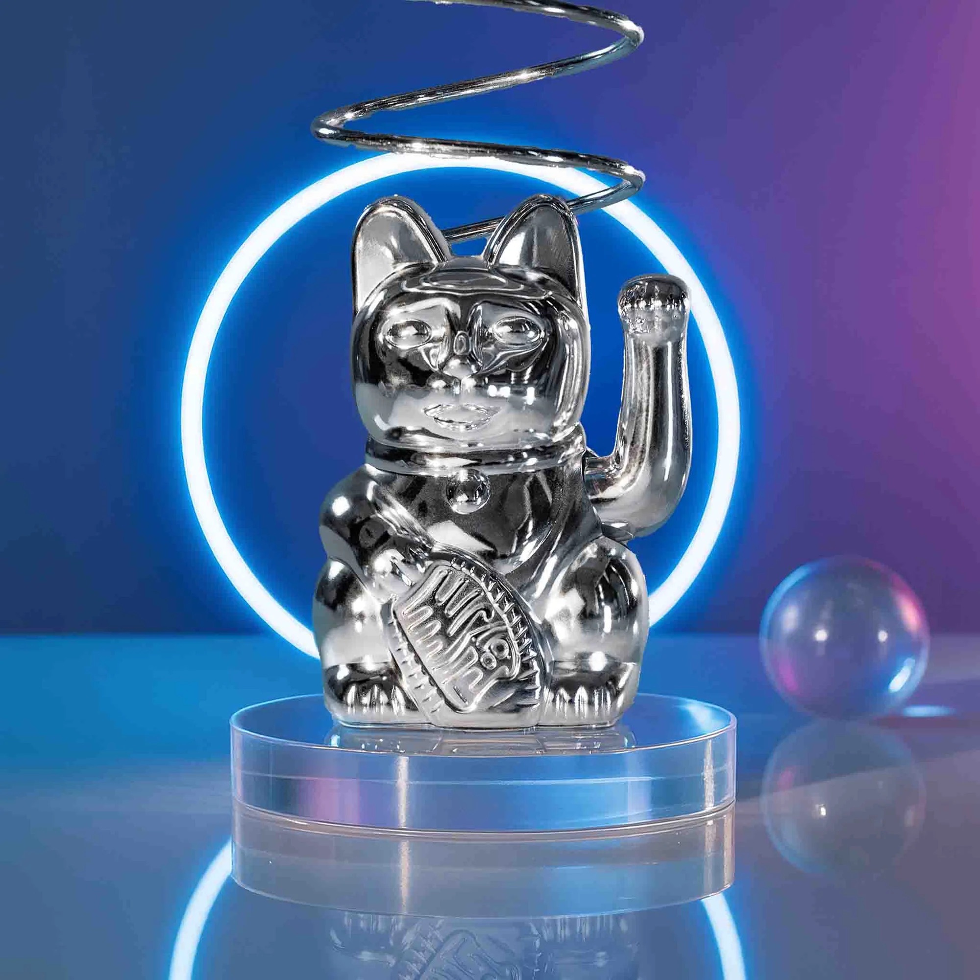 📦訂購 Donkey Products SHINY SILVER MINI "NOVA" Lucky Cat 招財貓