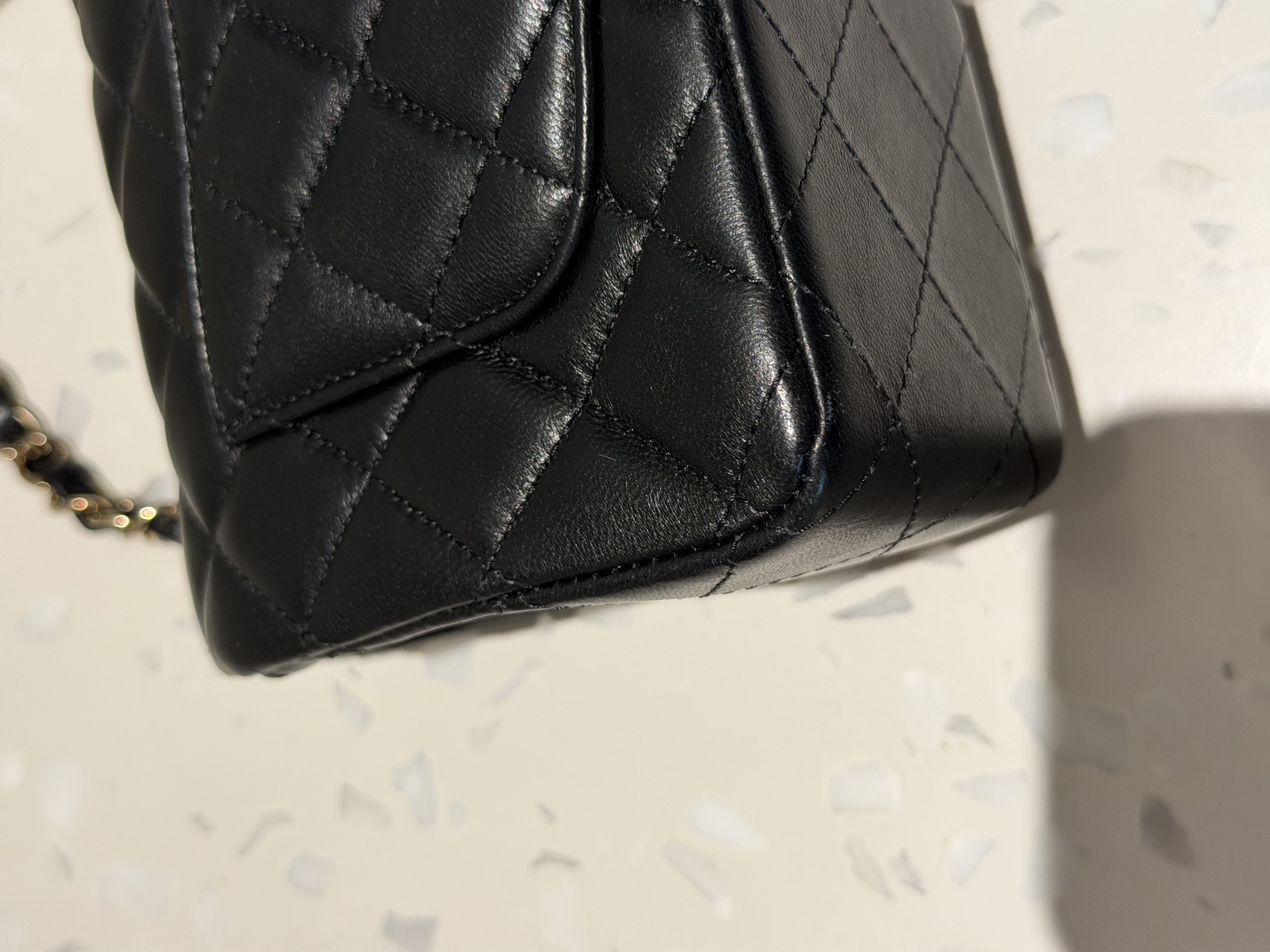 Pre-Owned CHANEL Flap Bag / Product Code: A50172
