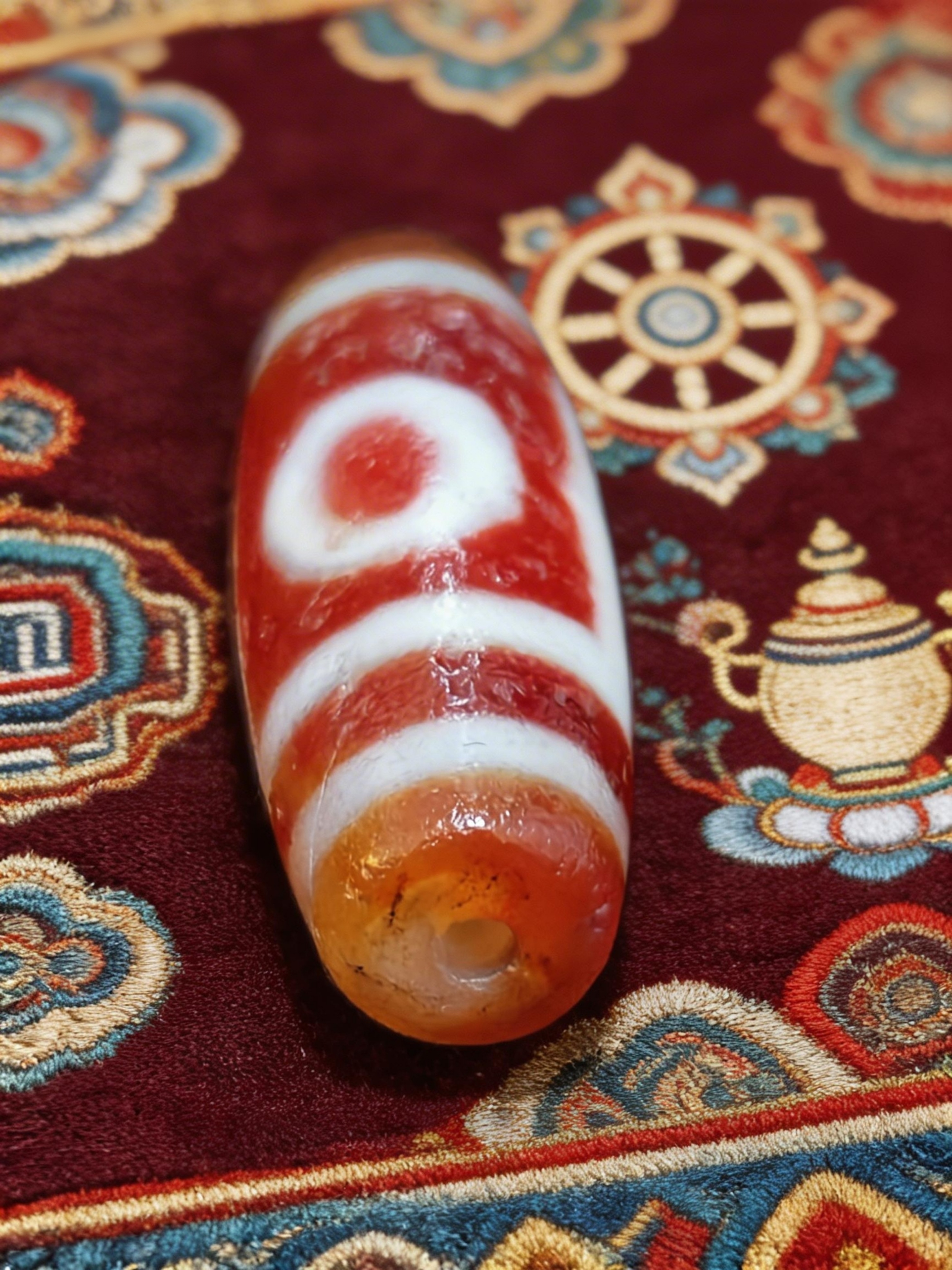 「紅肉一眼靠山天珠」26036