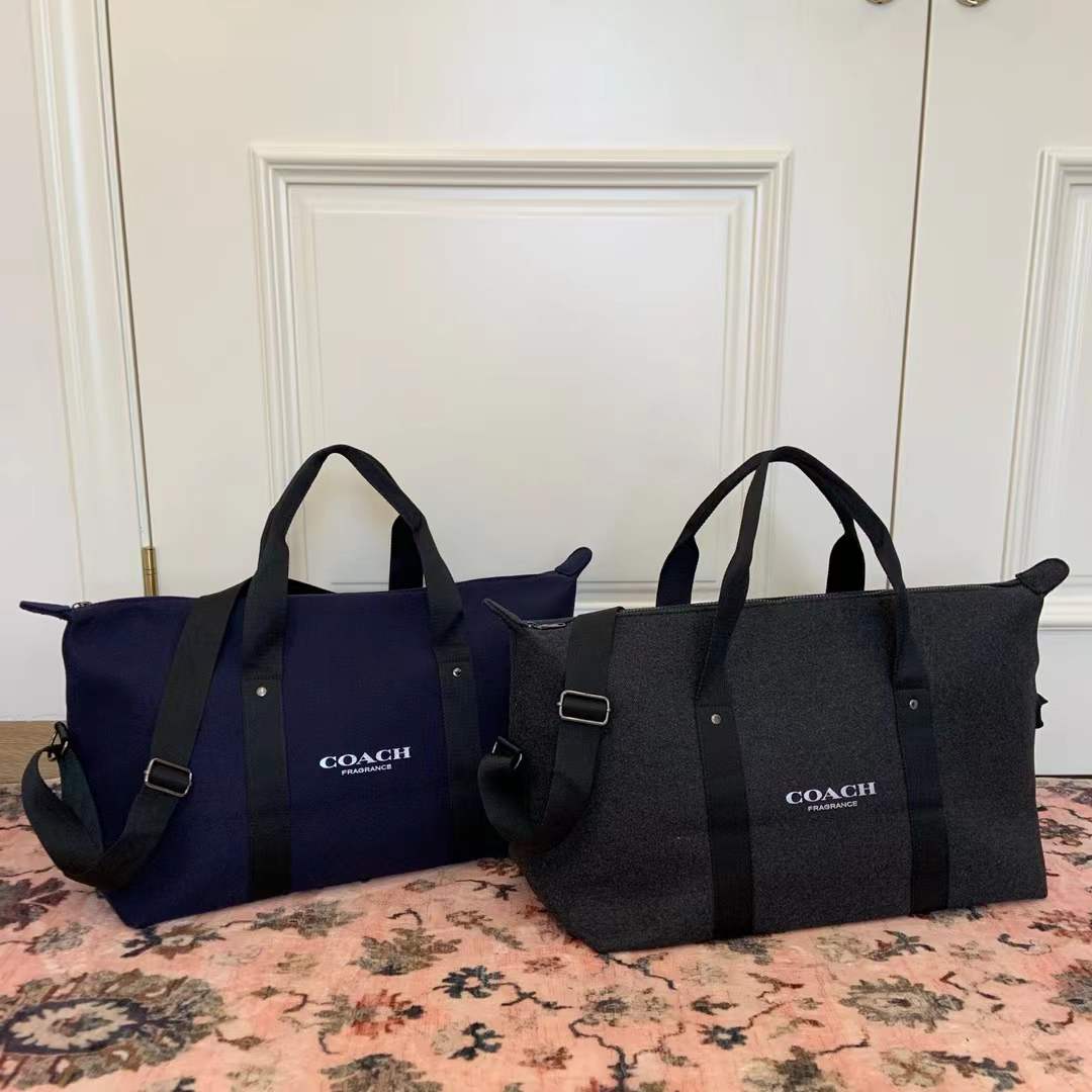 預訂 COACH 香水GWP旅行袋 