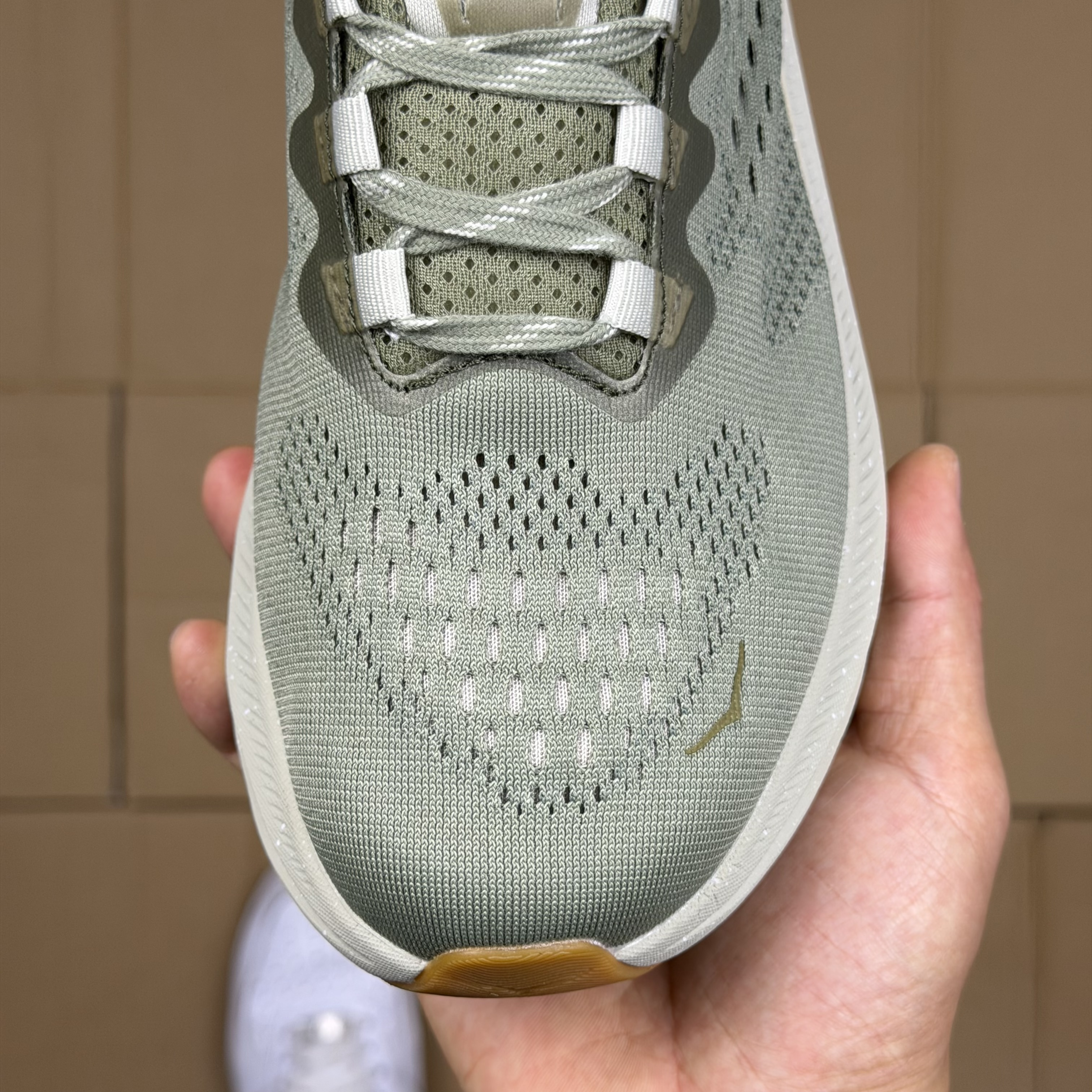 Hoka One One Kawaha 2