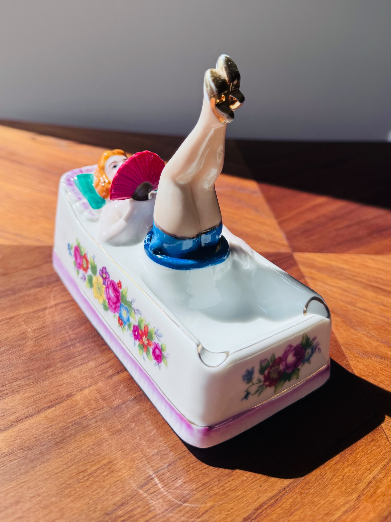Rare! Vintage C.a. 1950s Japanese Pin-Up Girl “Naughty Nodder” Ashtray (MT2613)
