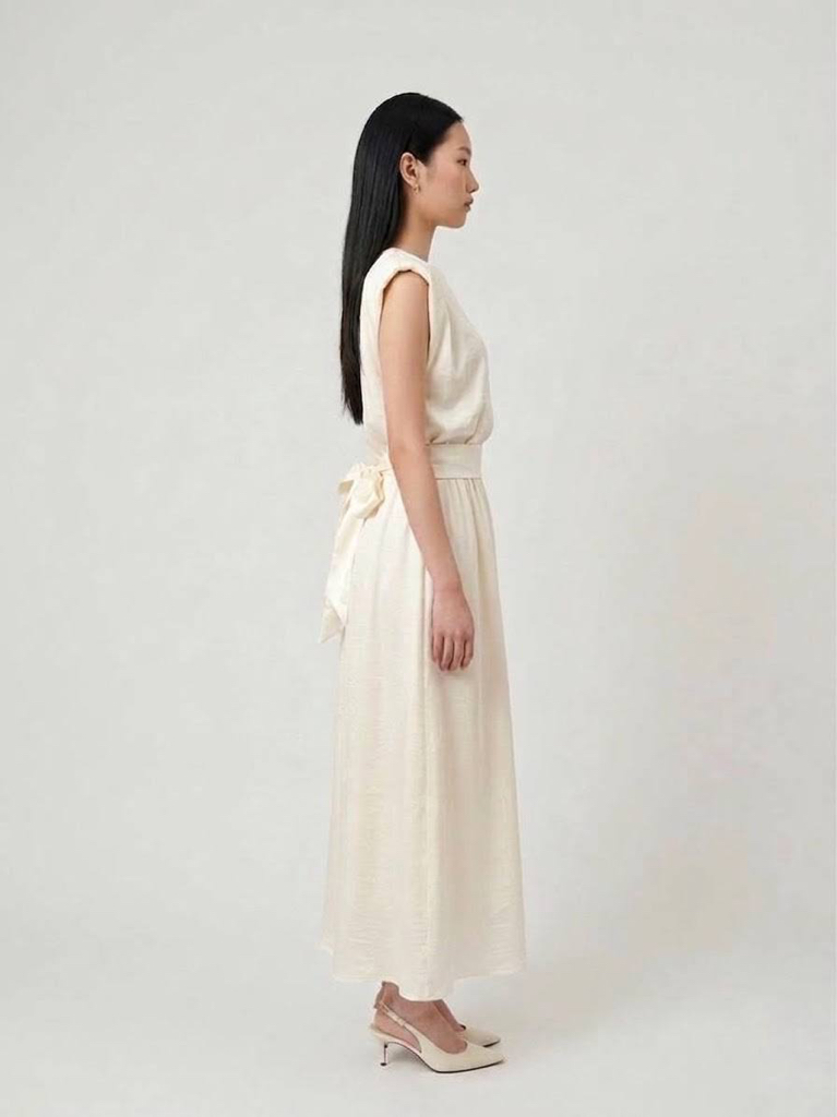 W1113 - Lumi Belle Dress 