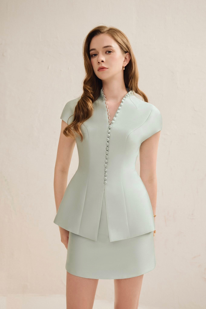 Victoria Top