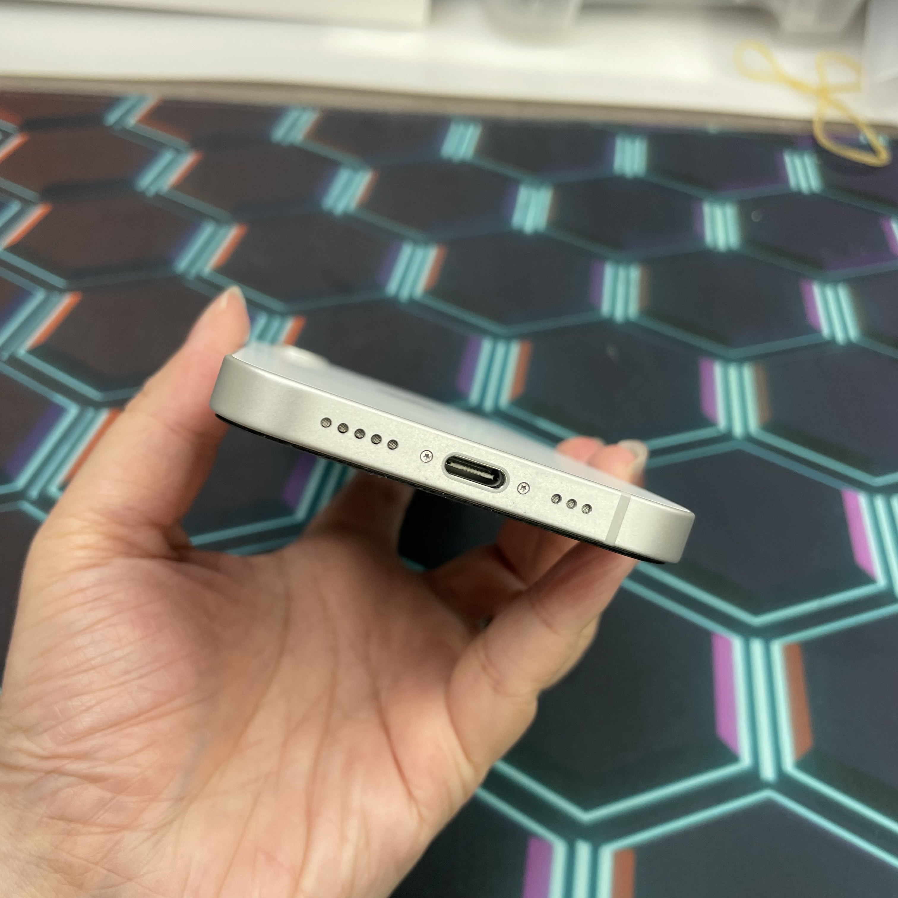 *7907 16e 完美機 256GB 電97 白色 white