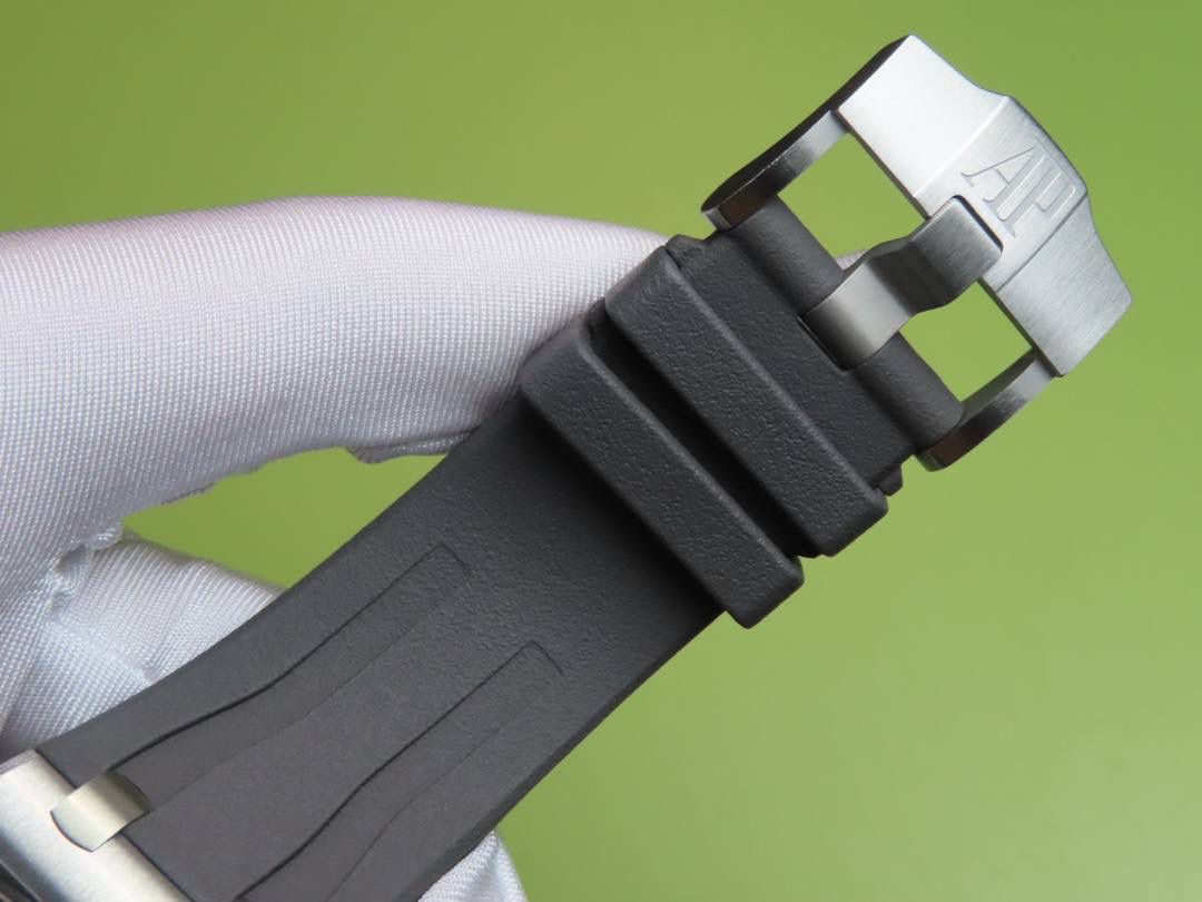 爱彼皇家橡树离岸型计时码表