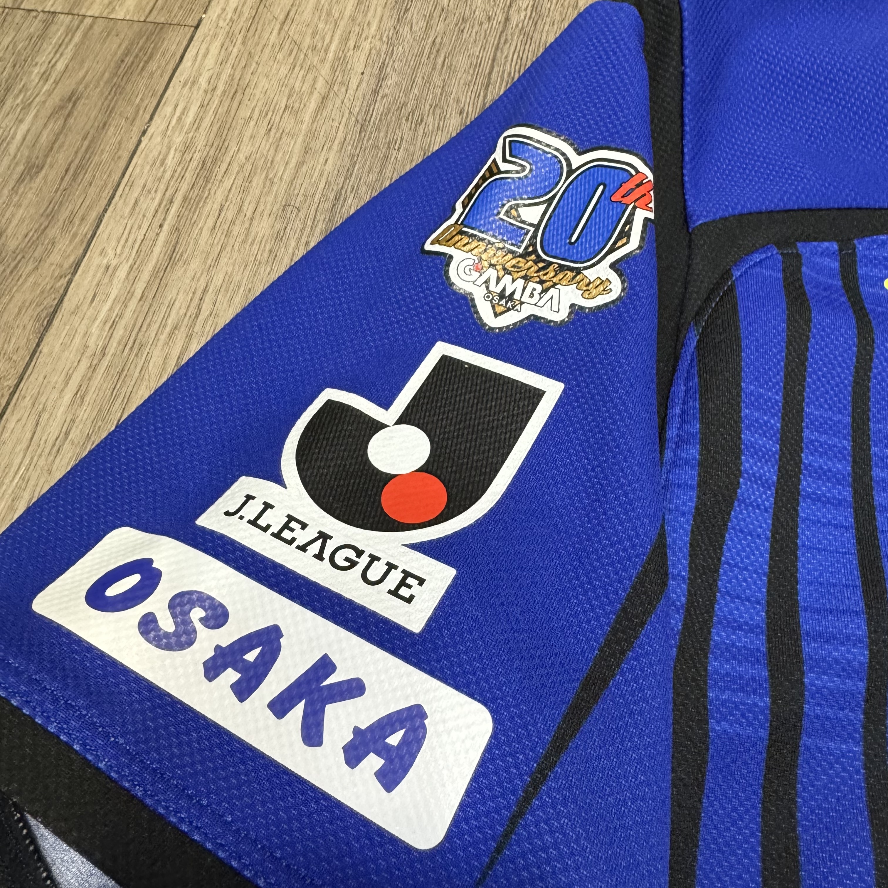 Osaka Gamba 2012 home signed shirt #7 Endo