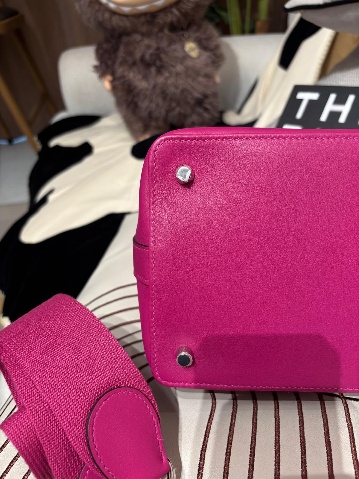 HERMES TOOLBOX 20,L3,EVERCOLOR Stamp A 100%Authentic ,98%new ✅Key lock✅strap ✅dust bag  