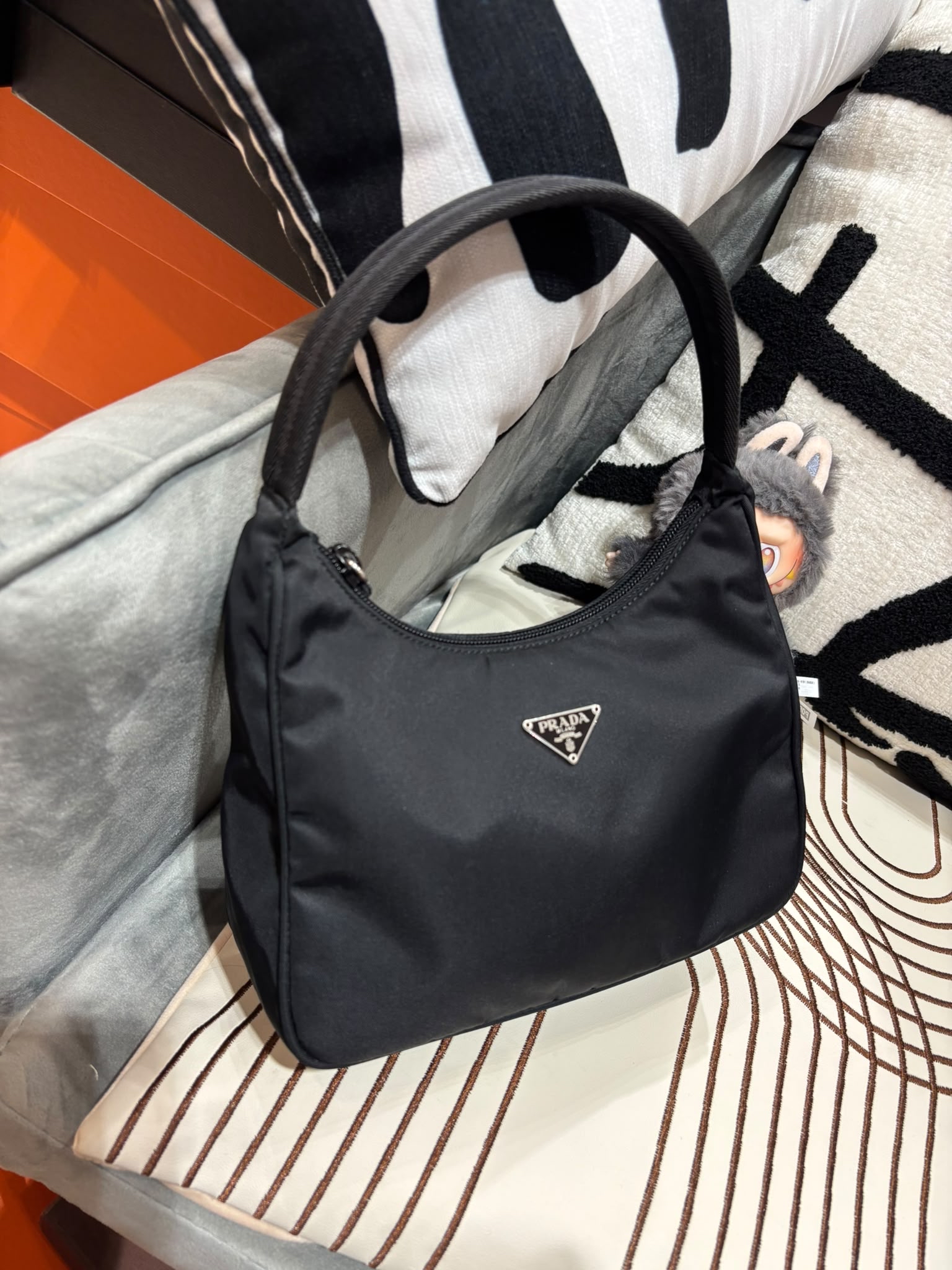 Prada nylon hobo nylon Shoulder Bag 100%Authentic,98%new✅dust bag 