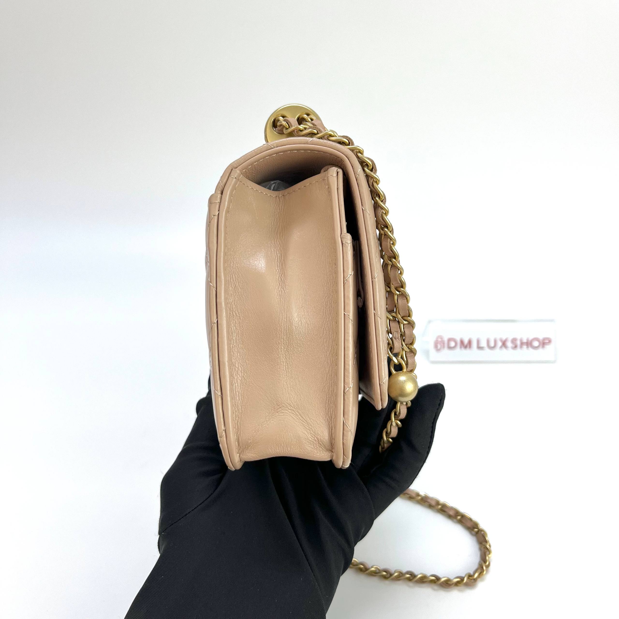 Chanel Beige Wallet On Chain GHW (Microchip)