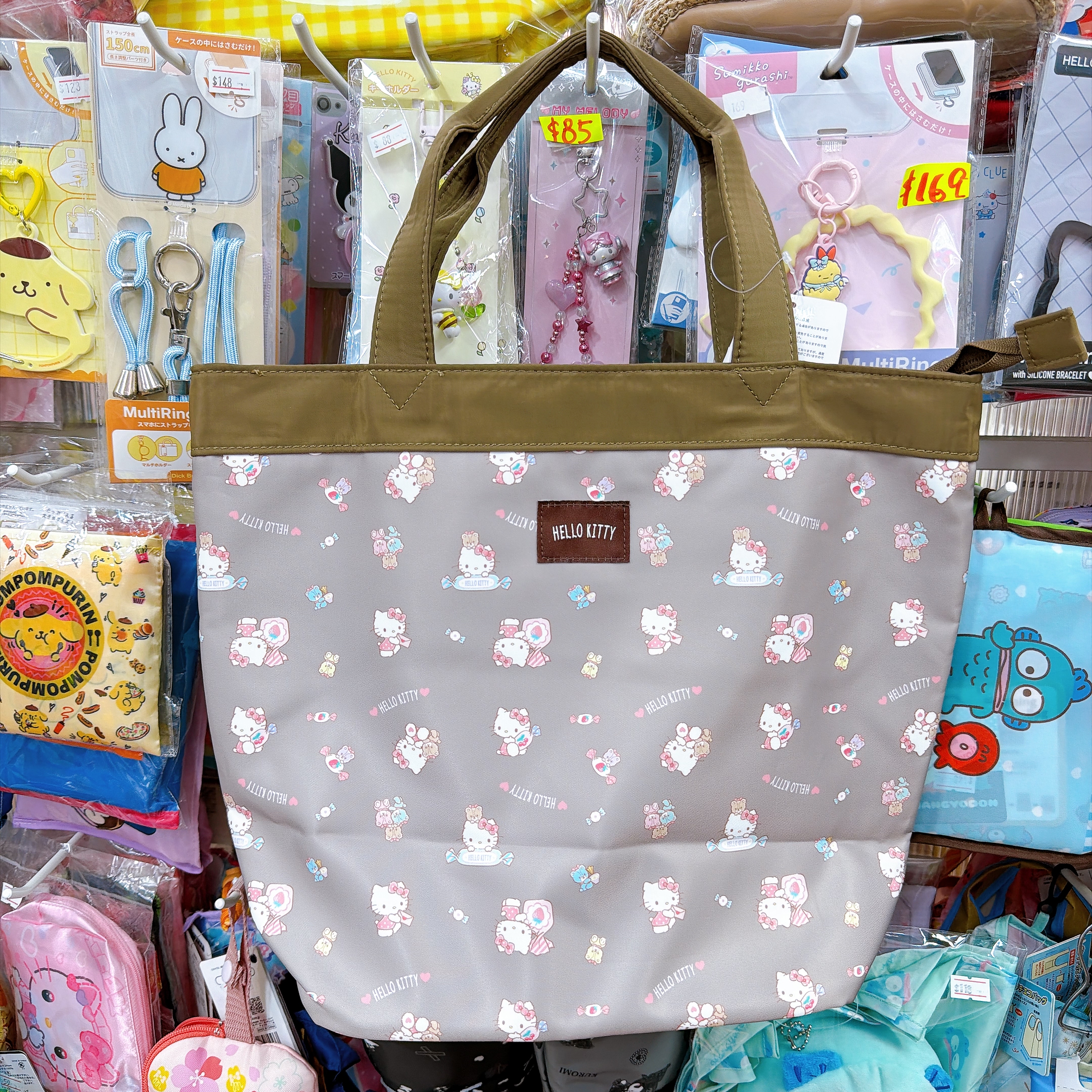 日本直送日本版，Hello Kitty手挽袋 有拉鍊大容量跣水質地