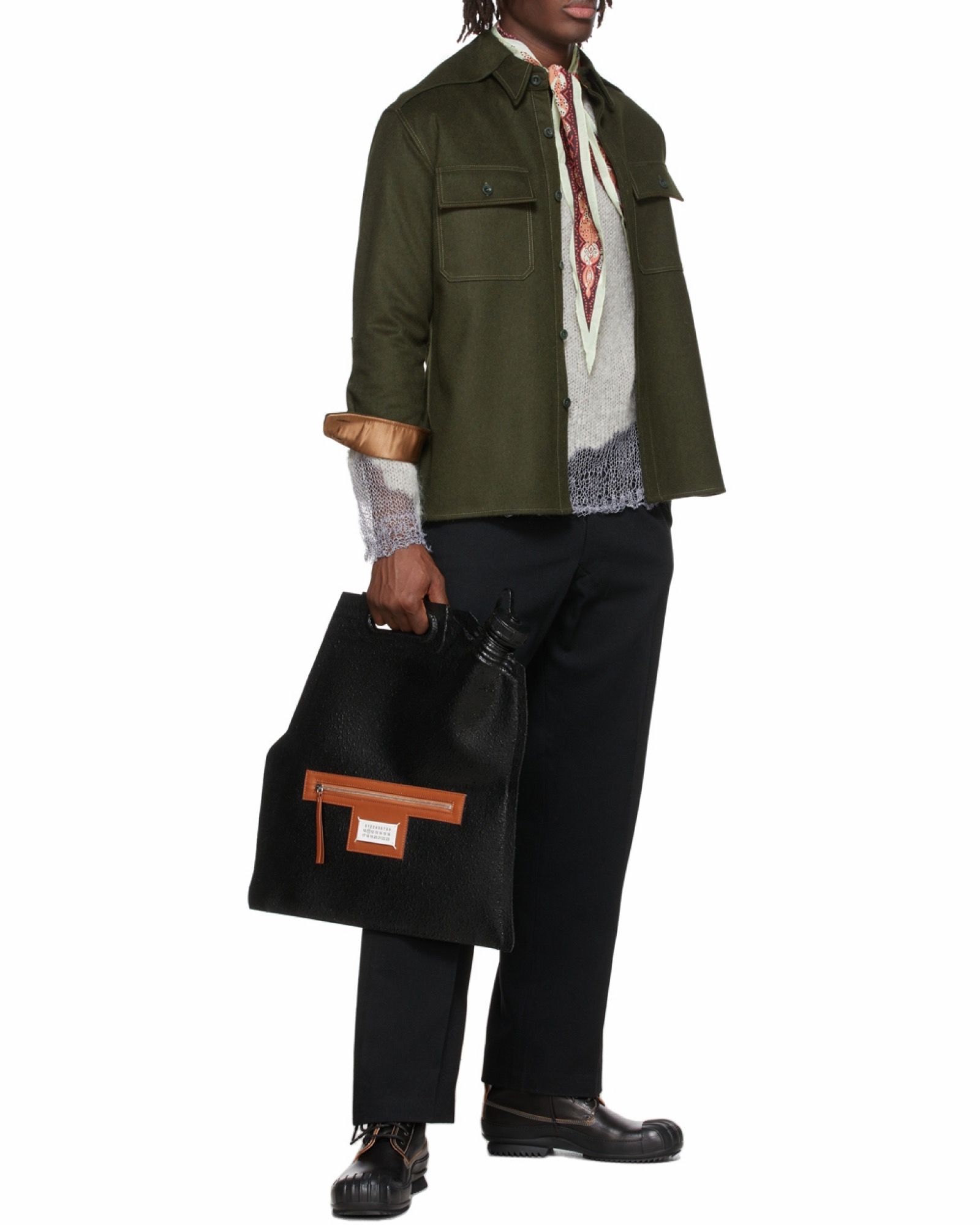 Maison Margiela 男士 徽標手拿包均碼碼長度：44cm，高度：47.5cm 