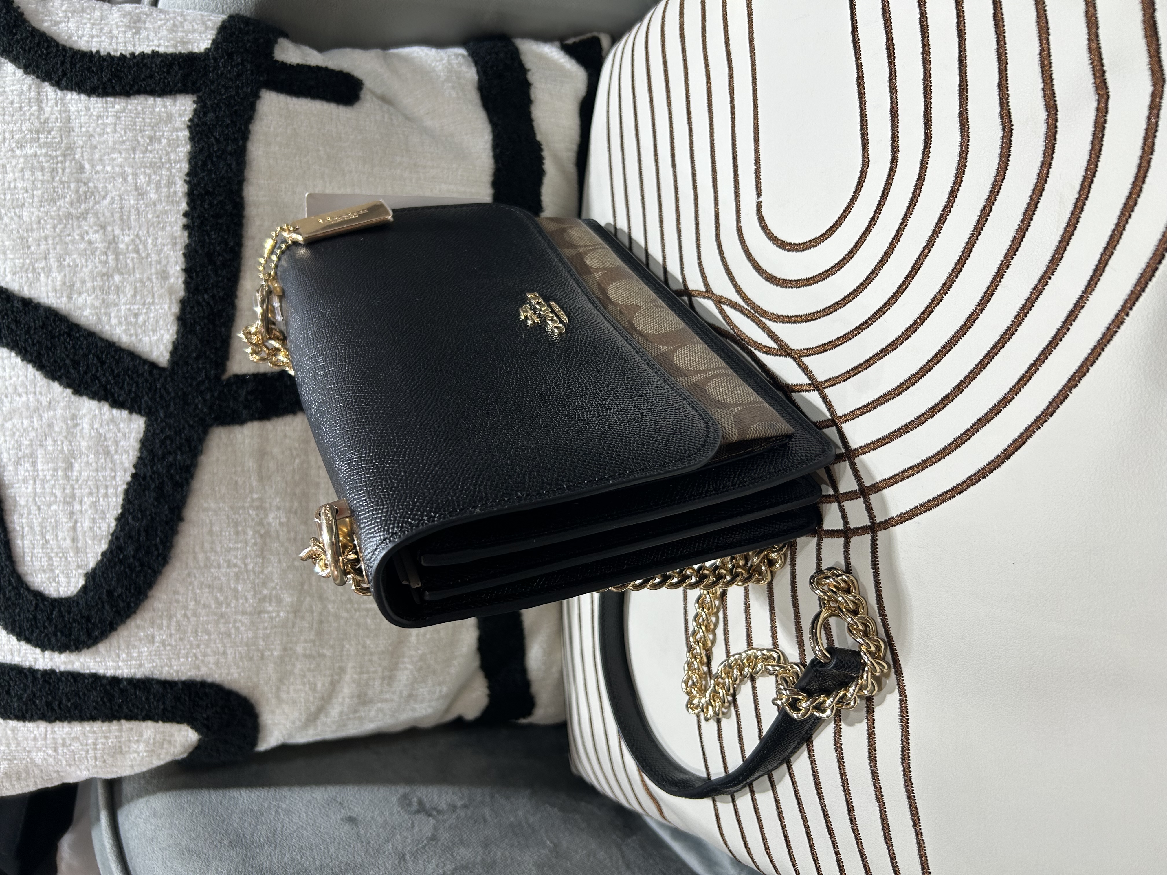 Coach Crossbody Bag 100%Authentic, 98%New