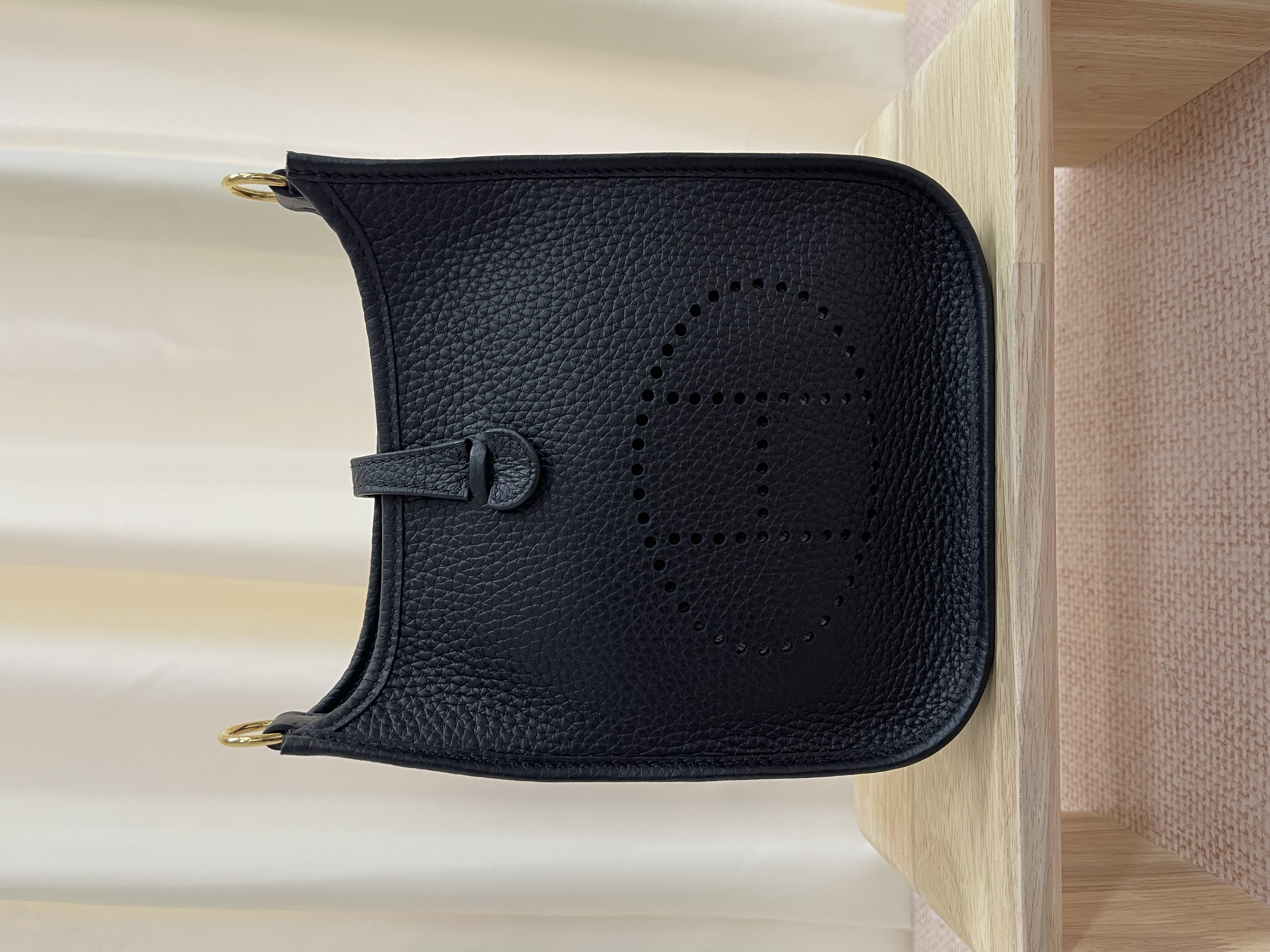 Pre-Owned HERMES MiniE / Stamp W / Product Code: 26022503