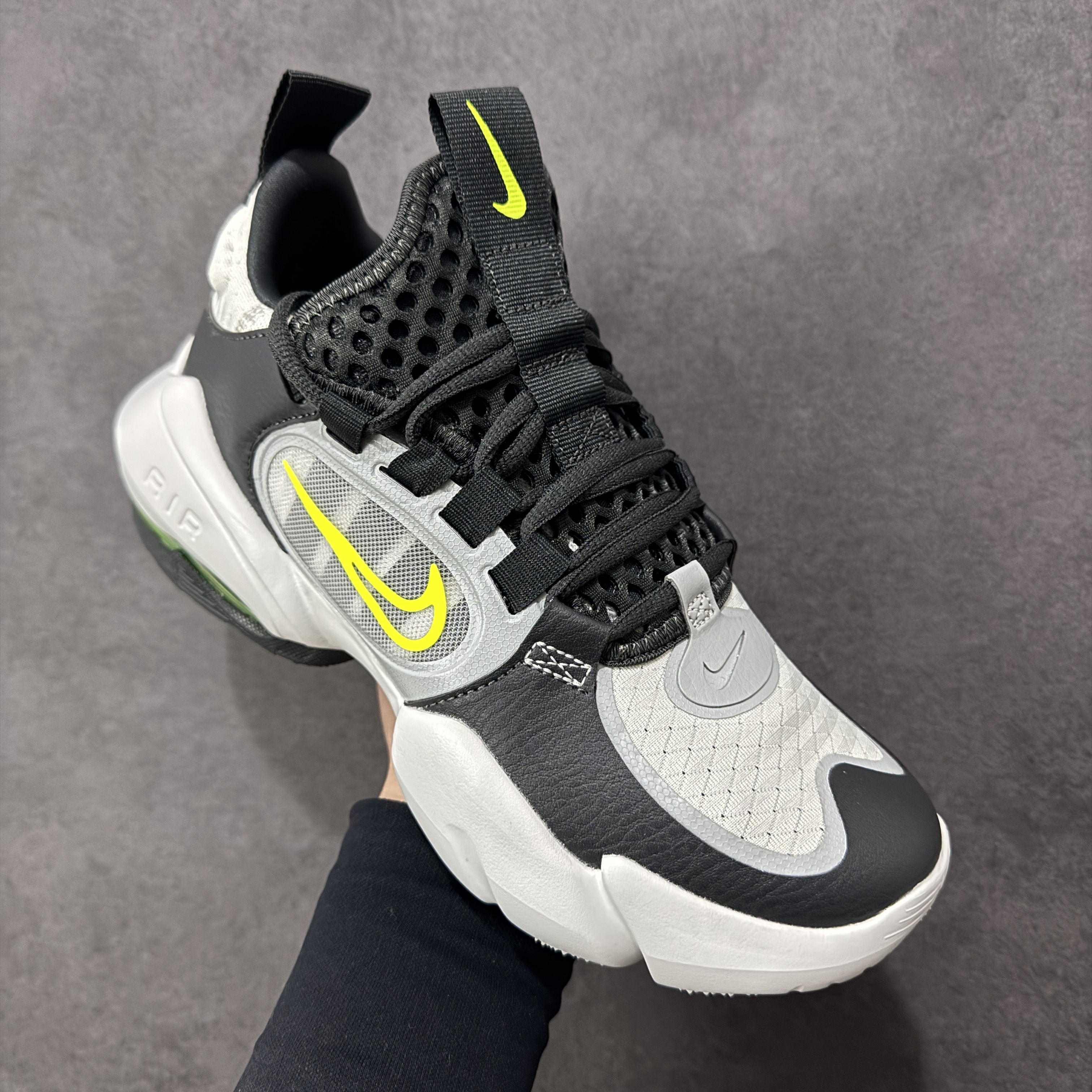 Nike Air Max Alpha Savage 2 CK9408-070