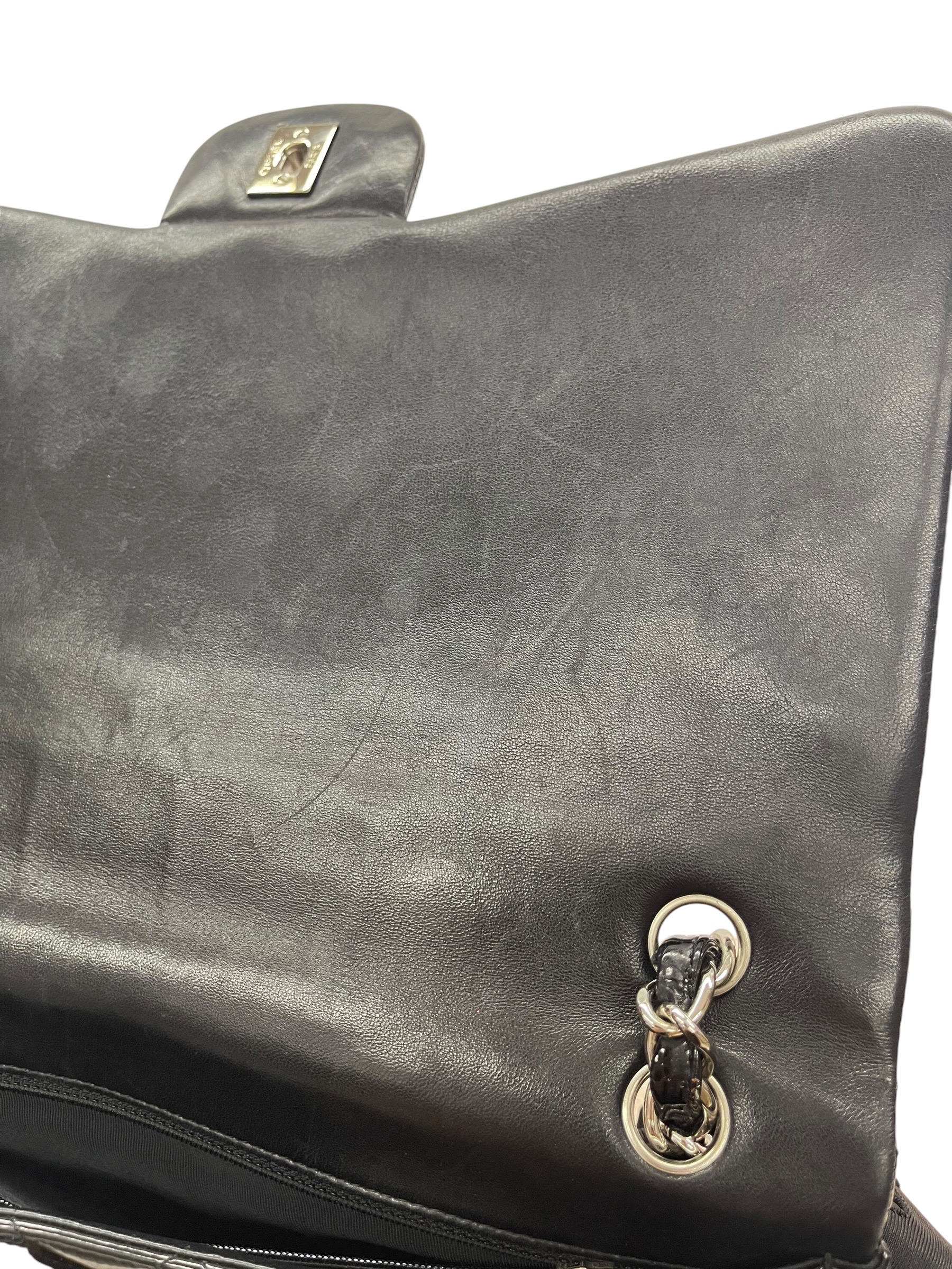 Pre-owned Chanel Maxi Classic Flap Bag / Product Code: 081301