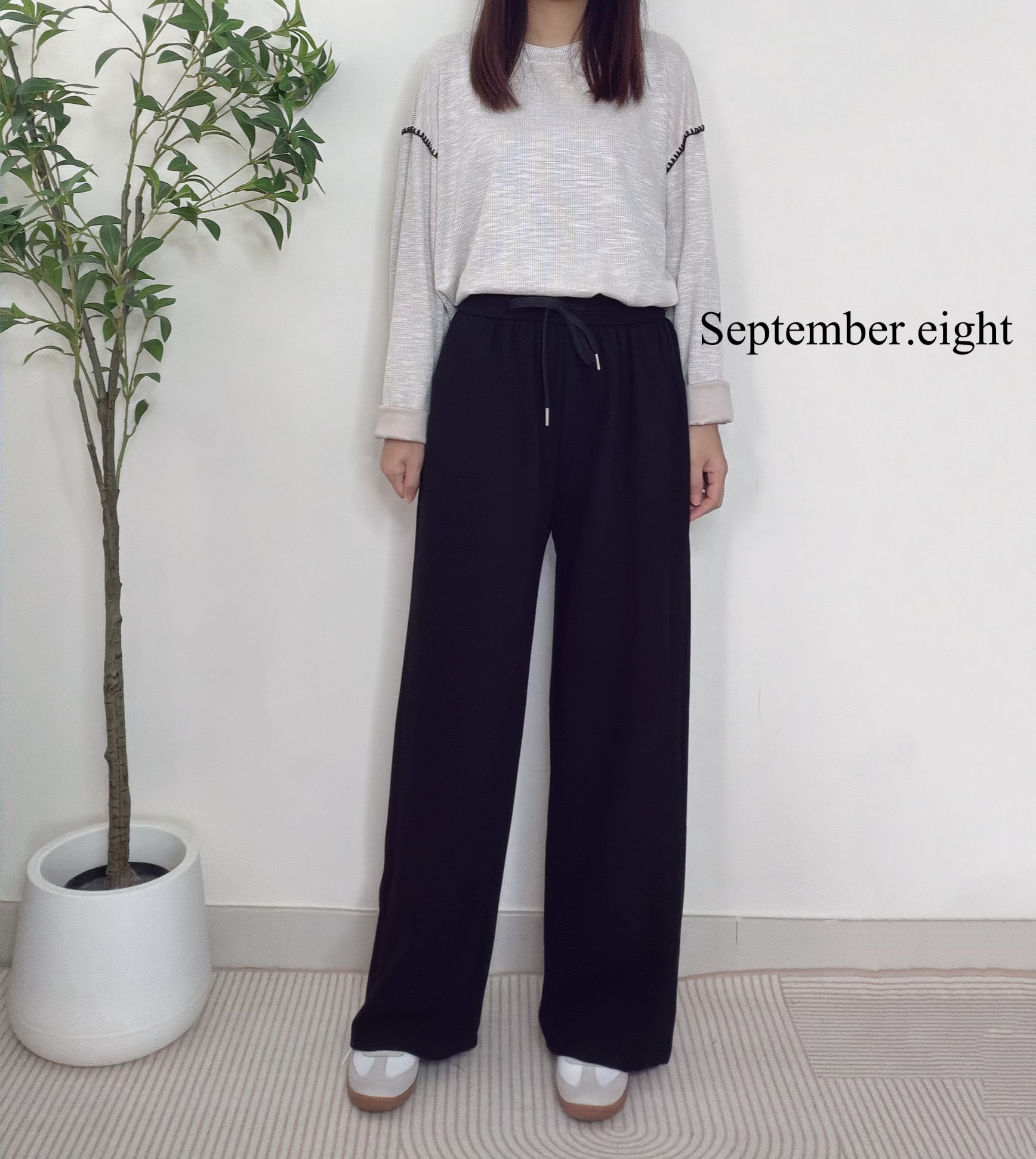簡約棉線拼邊top