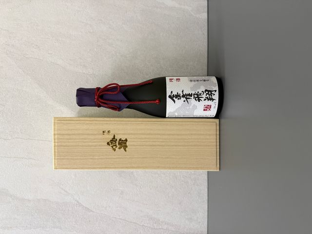 金雀　飛翔　純米大吟醸酒　720ml 金雀（きんすずめ） 飛翔 純米大吟醸 720ml 日本酒・焼酎の通販