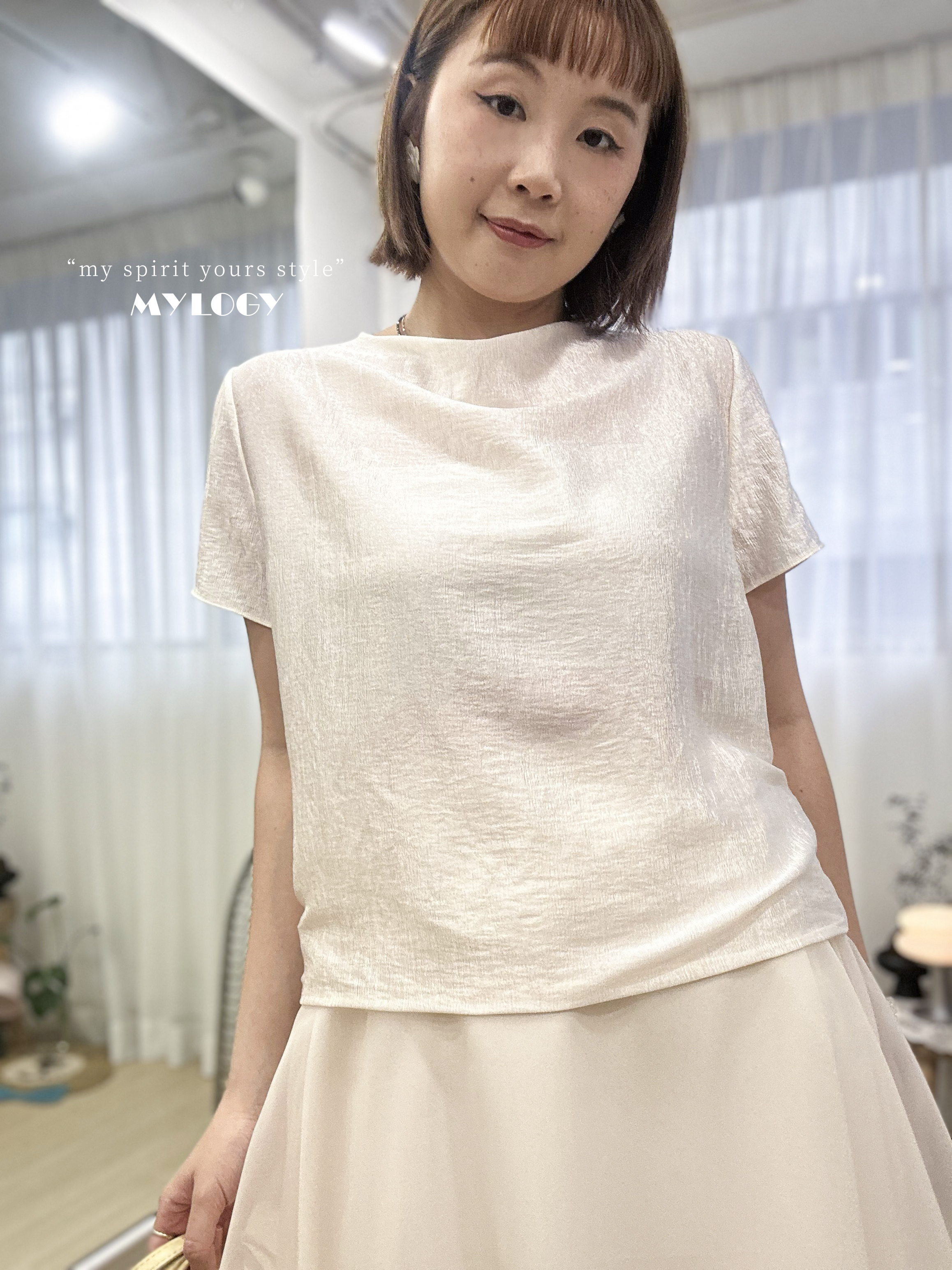 極簡高級感～亮面羅紋薄襯衫 OND0001 - 杏色 Beige