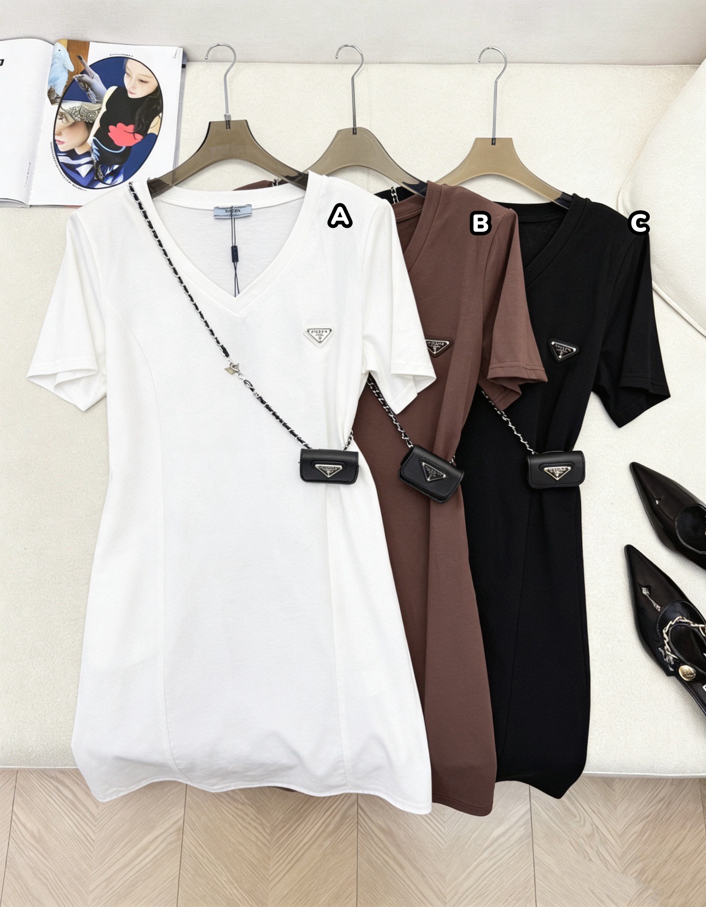 PRADA  新款包包V領連身裙