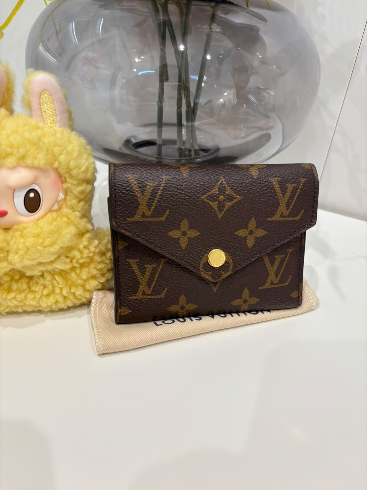 Lv victorine wallet 100%Authentic, 98%new ✅Dust bag 