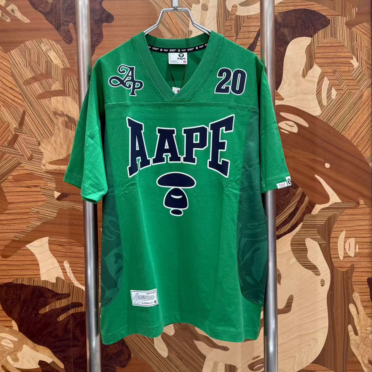 **AAPE Relaxed fit AAPEUNVS graphic tee (1656) 寬鬆版