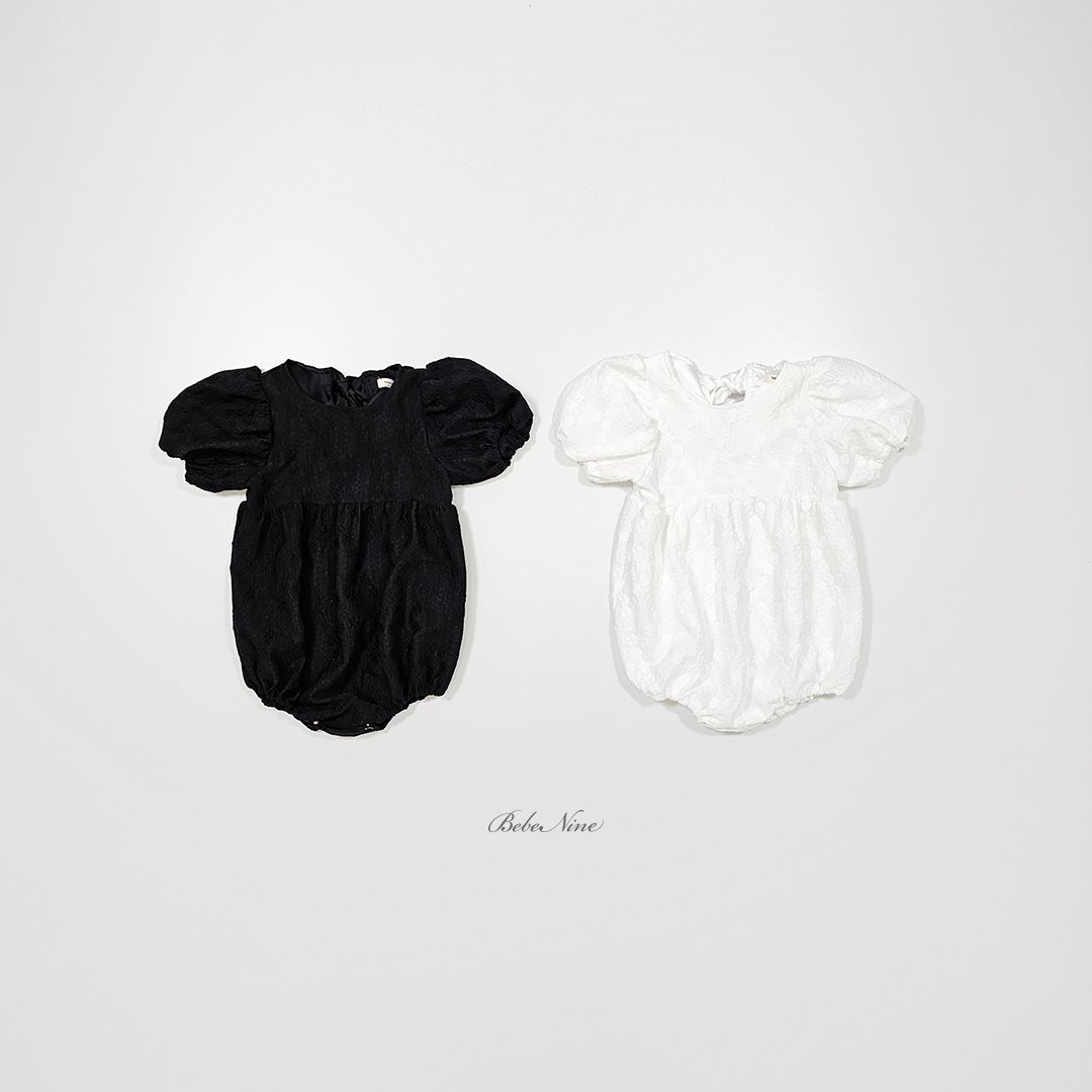 ☀️預訂 韓國直送☀️🇰🇷Bebenine兩色花朵提花後背大絲帶短袖包屁衣