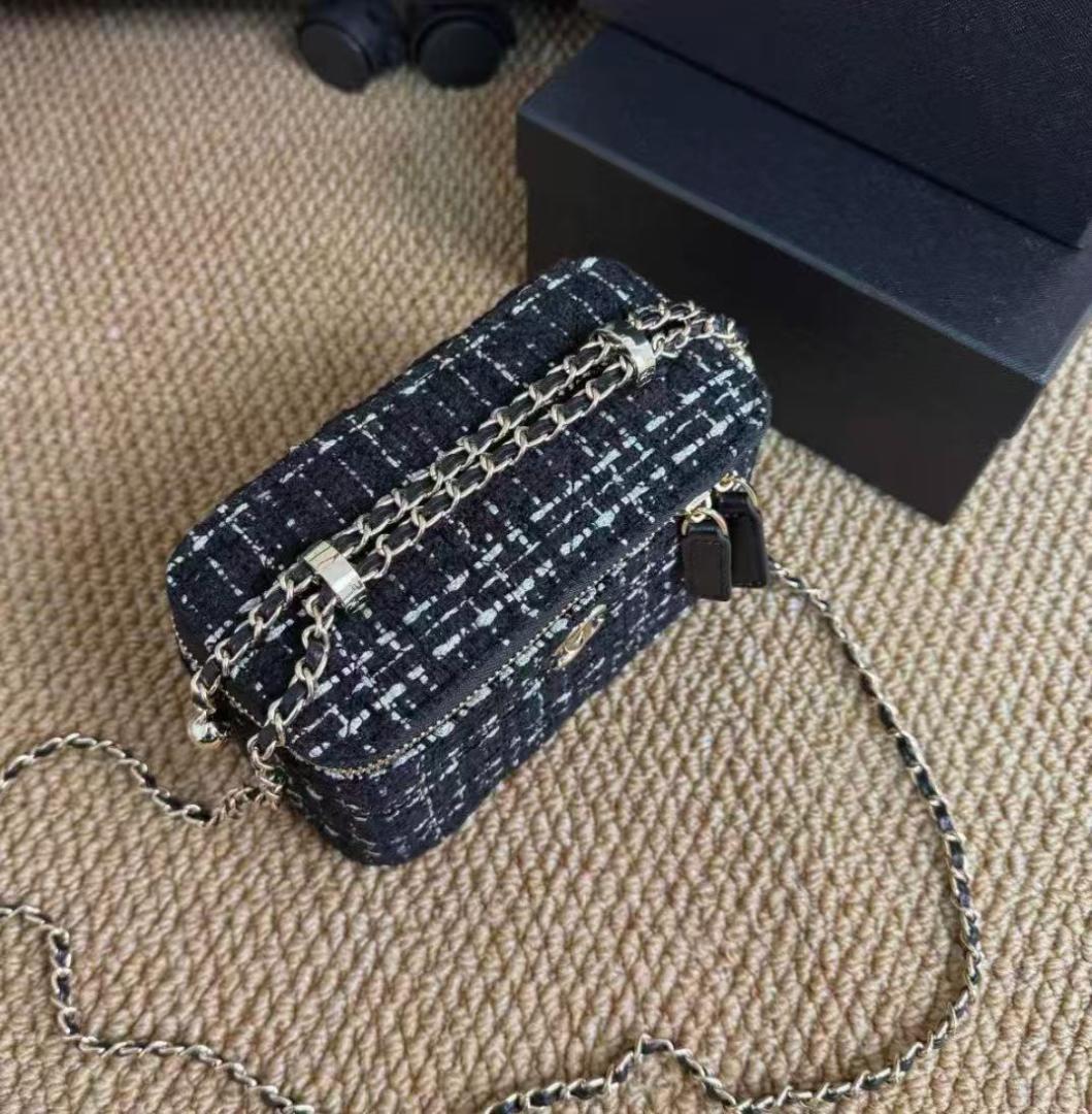 預訂 Chan**el VIP Gift 專櫃贈品粗花毛呢小香風盒子包 連禮盒 