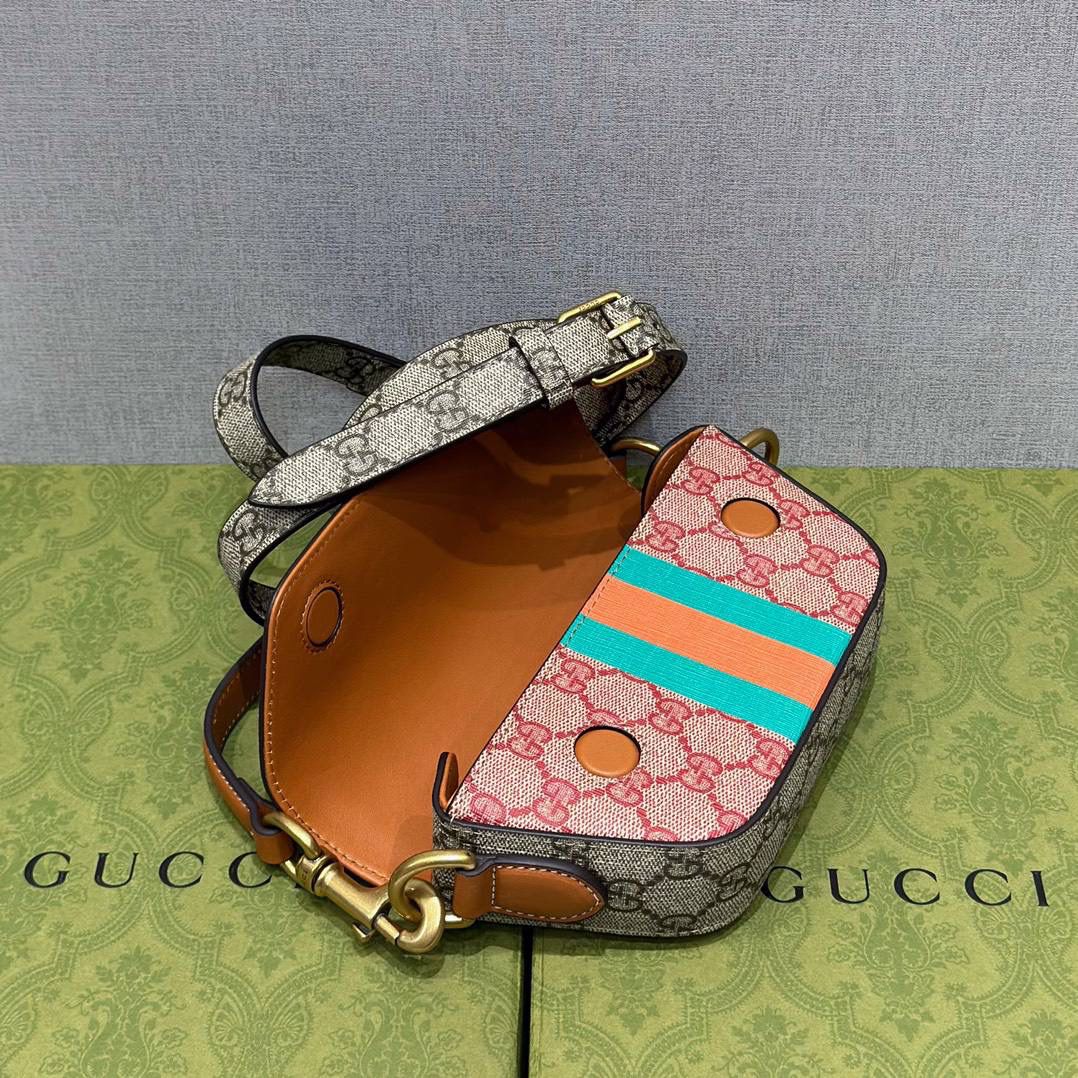 ▪大货实拍 𝐆𝐮𝐜𝐜𝐢 𝟐𝟎𝟐𝟑中国限定款 型号：723762 尺寸：18*10*4.5cm