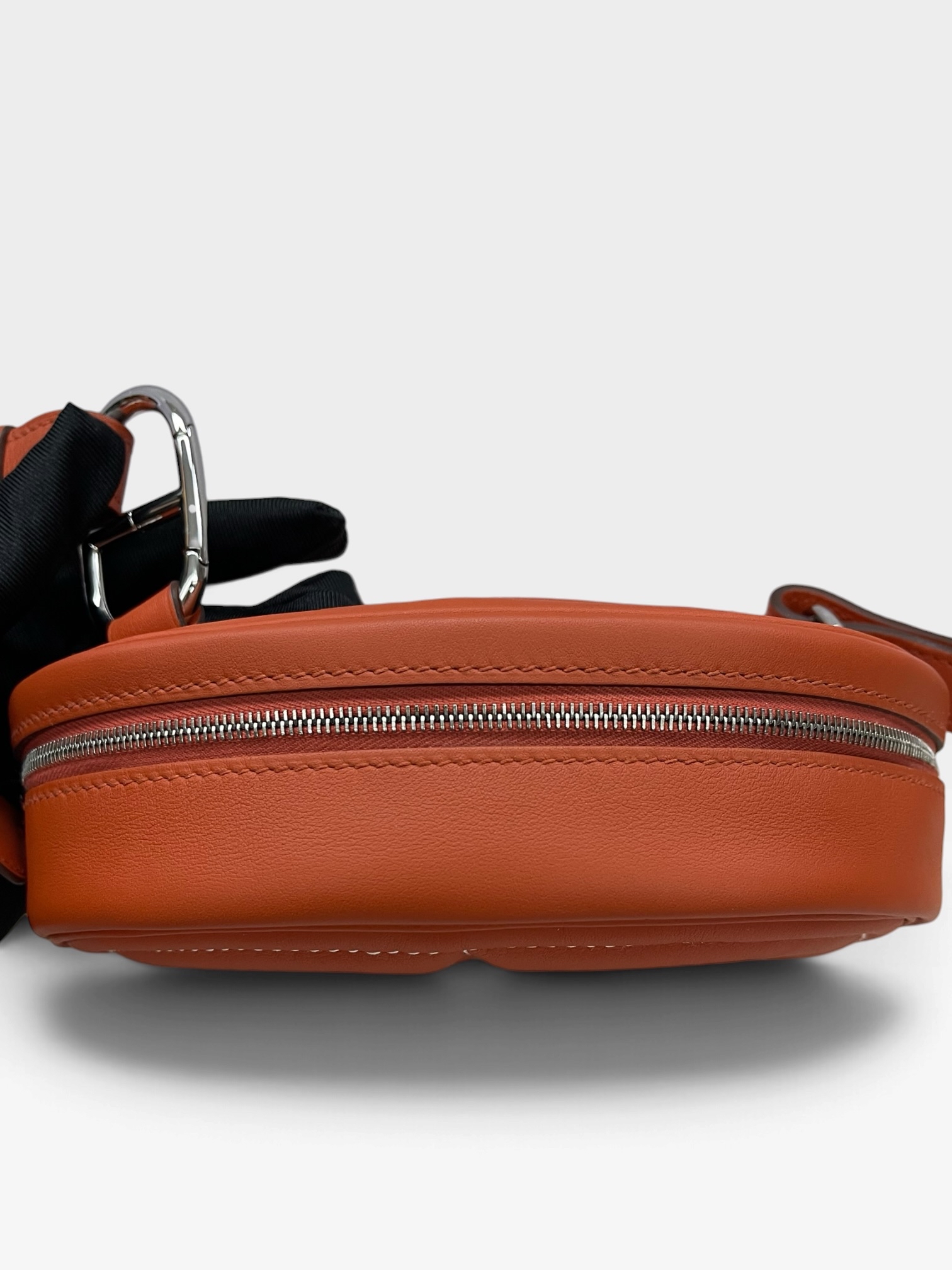 Pre-Owned HERMES In-The-Loop Belt Bag / Product Code: 101701