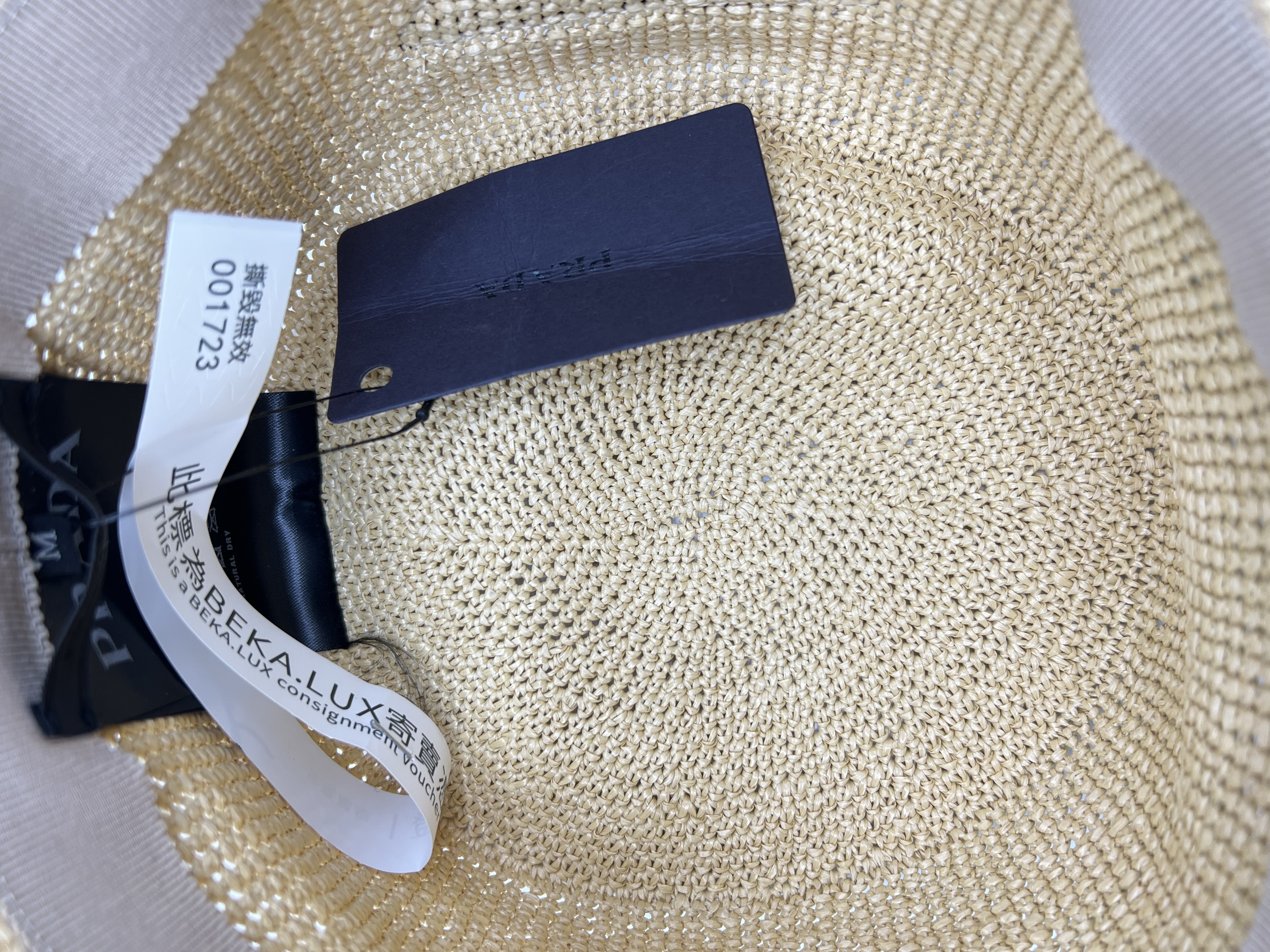 Unused Item PRADA Raffia Bucket Hat / Product Code: 26051013
