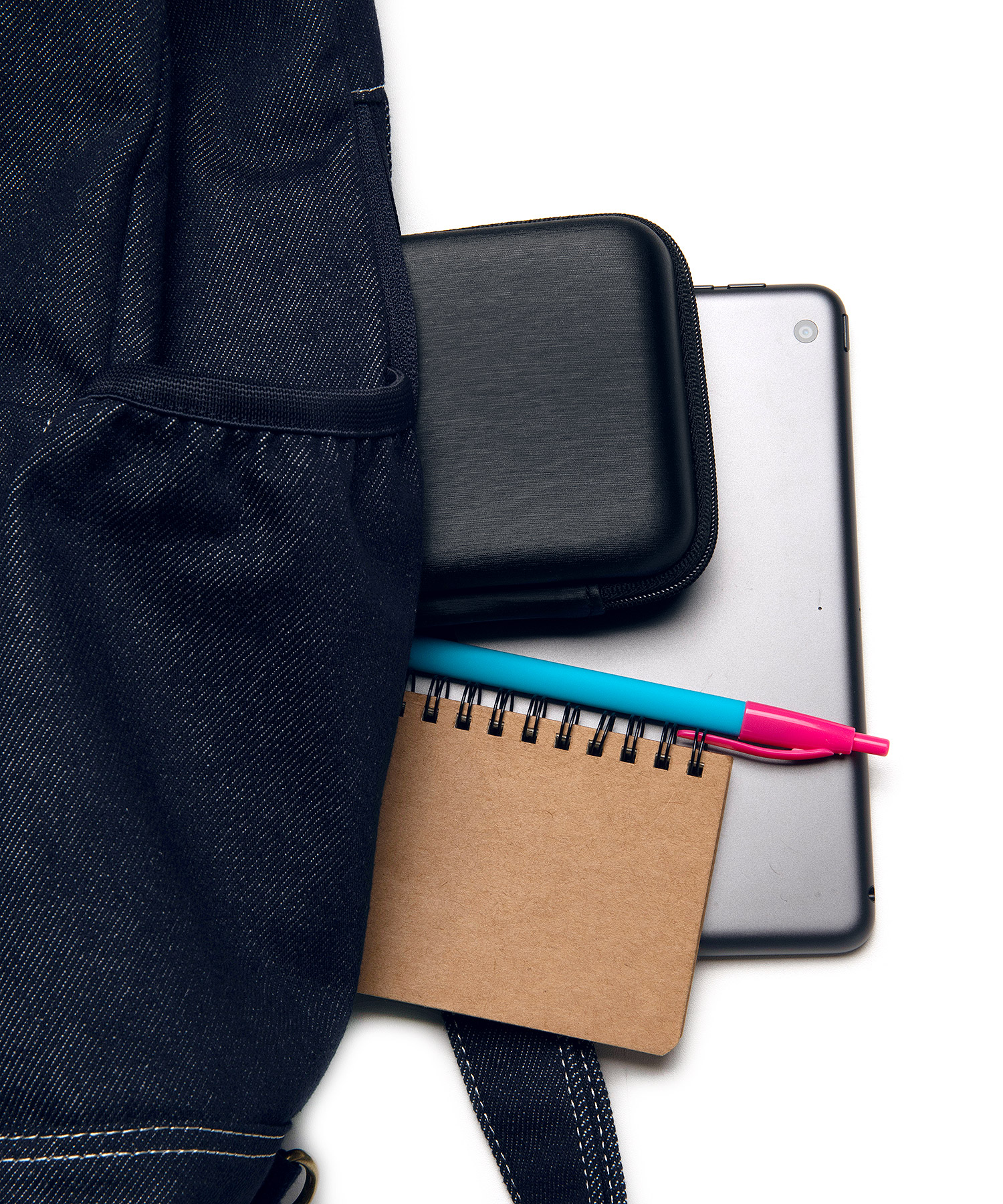 Lee 2-Way Bucket Backpack