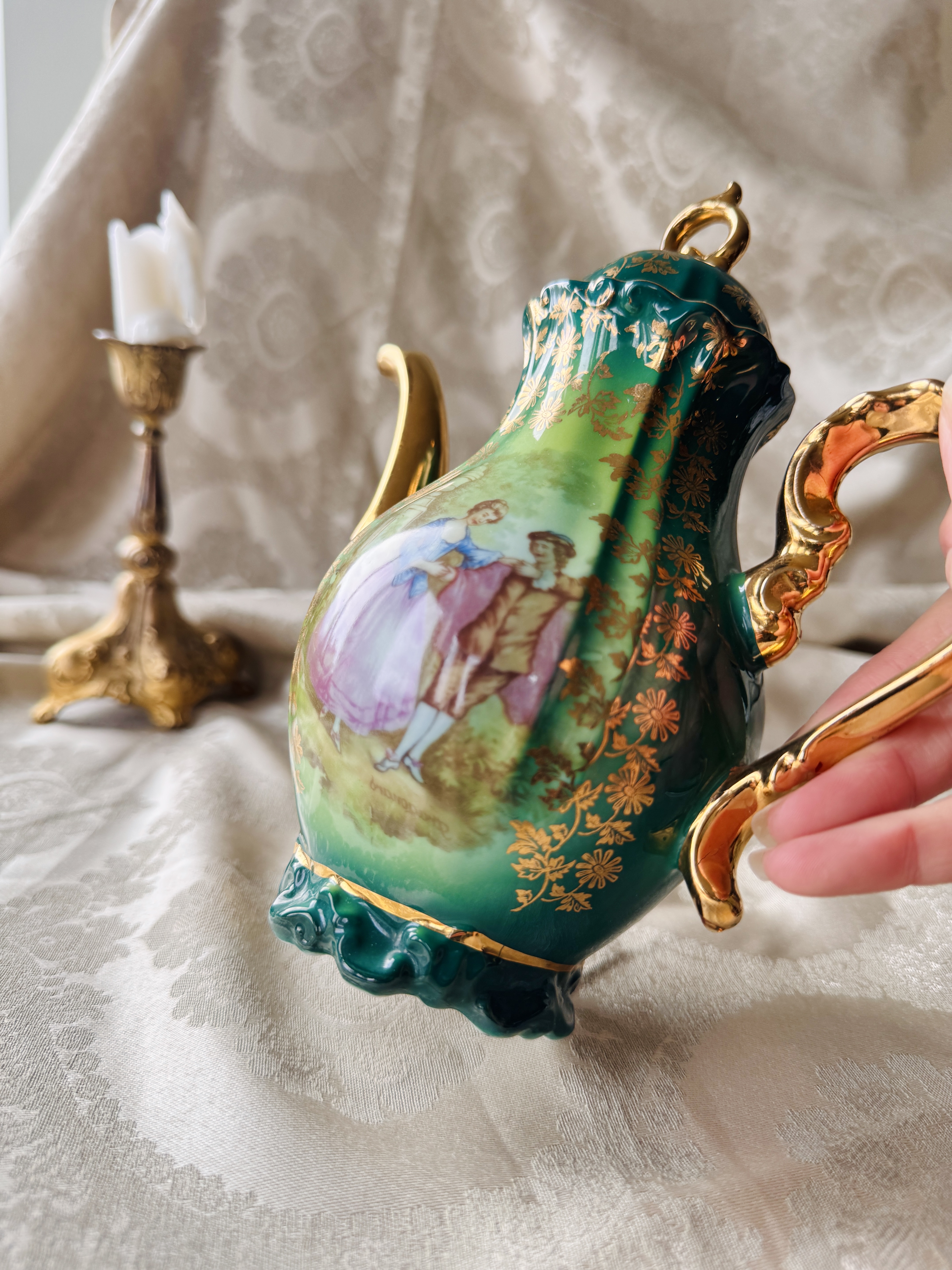 Vintage German Bavaria Romantic Courting Couple Green and Gold Coffee Pot(MT2467)