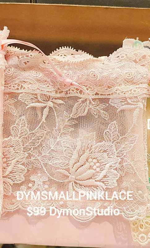 SMALLPINKLACE