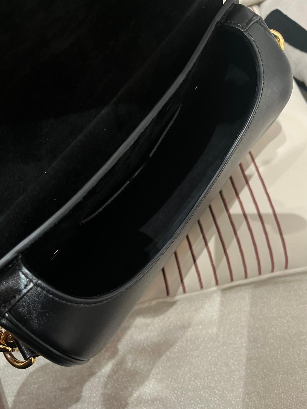 Dior Bobby medium calfskin 黑金 100%Authentic , 95%new