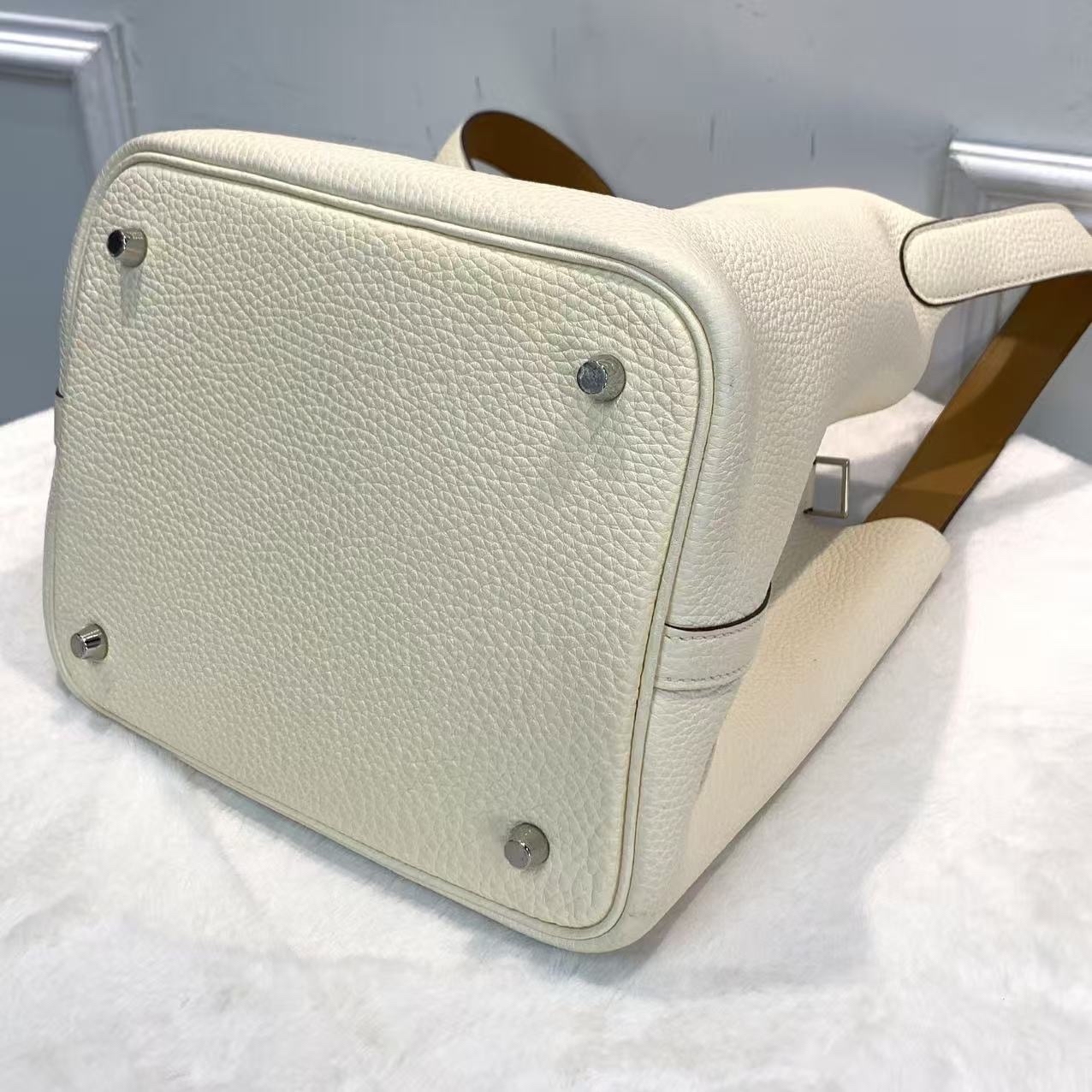 【熱門配色 】Hermes Picotin 22 菜籃子Nata奶油白拼啡色皮